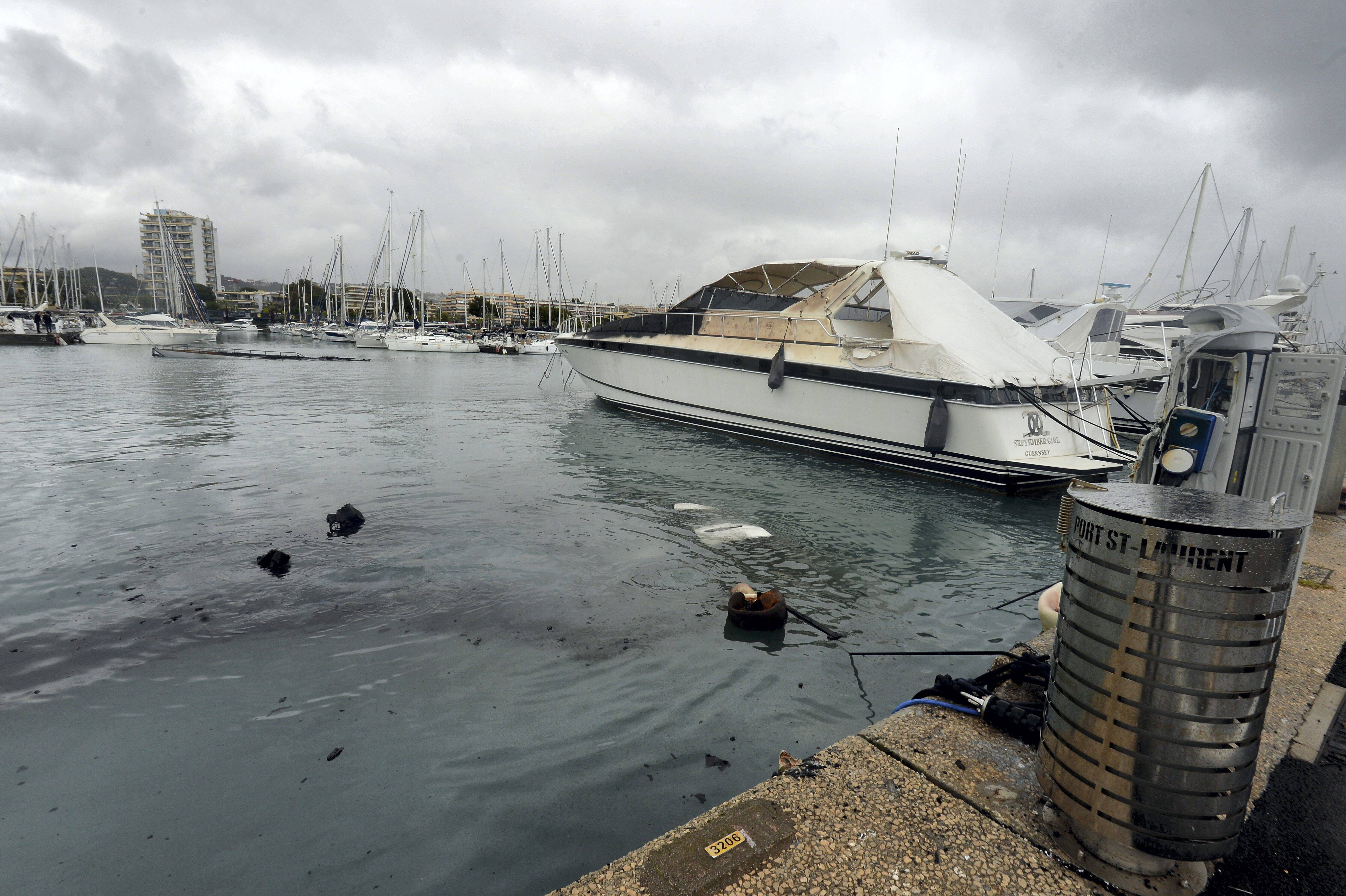 Incendie de plusieurs yachts à Saint-Laurent-du-Var: une enquête ouverte, la piste d'un acte de malveillance envisagée
