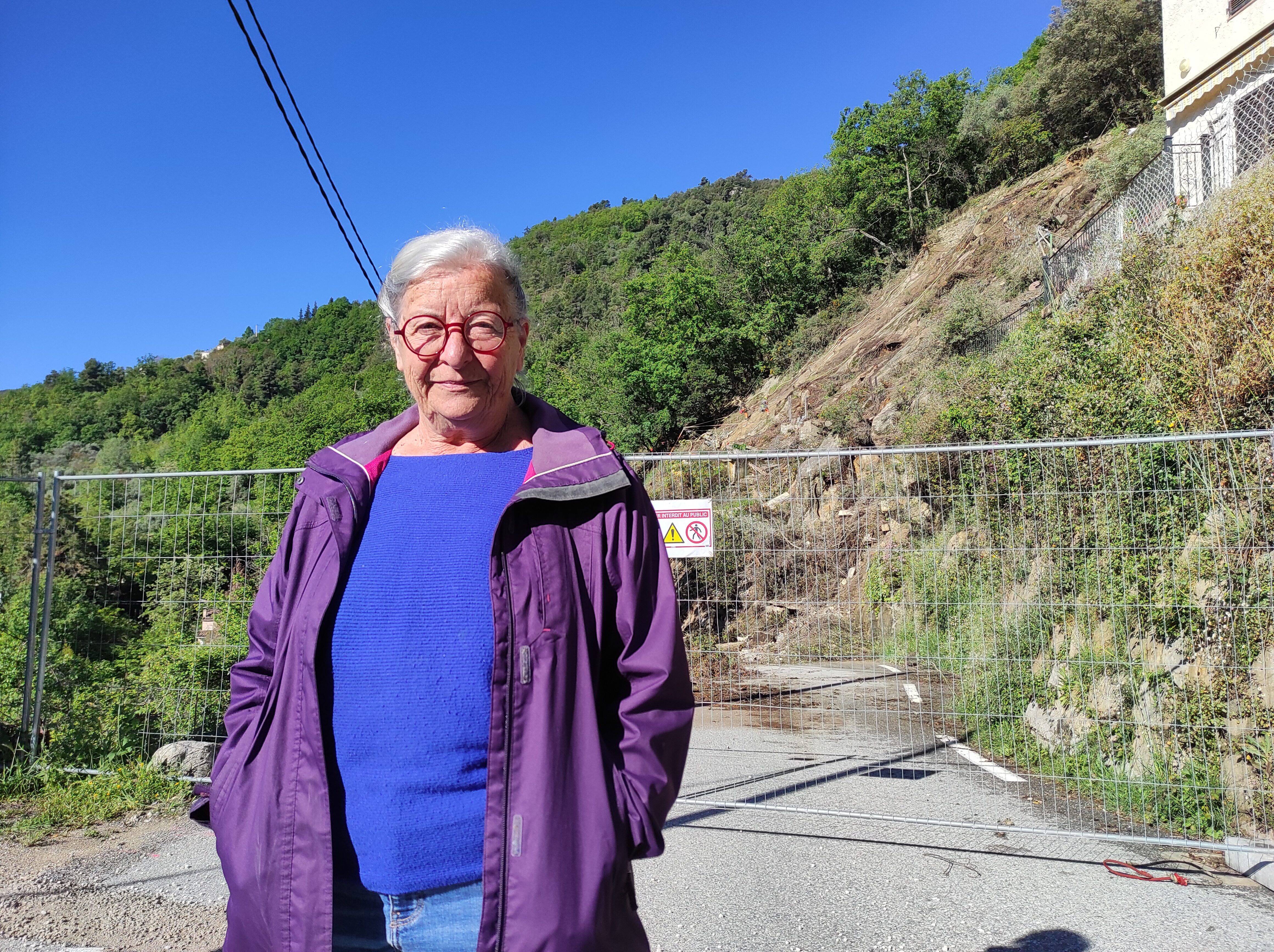 "Il faut rester debout": deux mois après l'éboulement qui a quasiment coupé son village du monde, la maire de Coaraze se confie