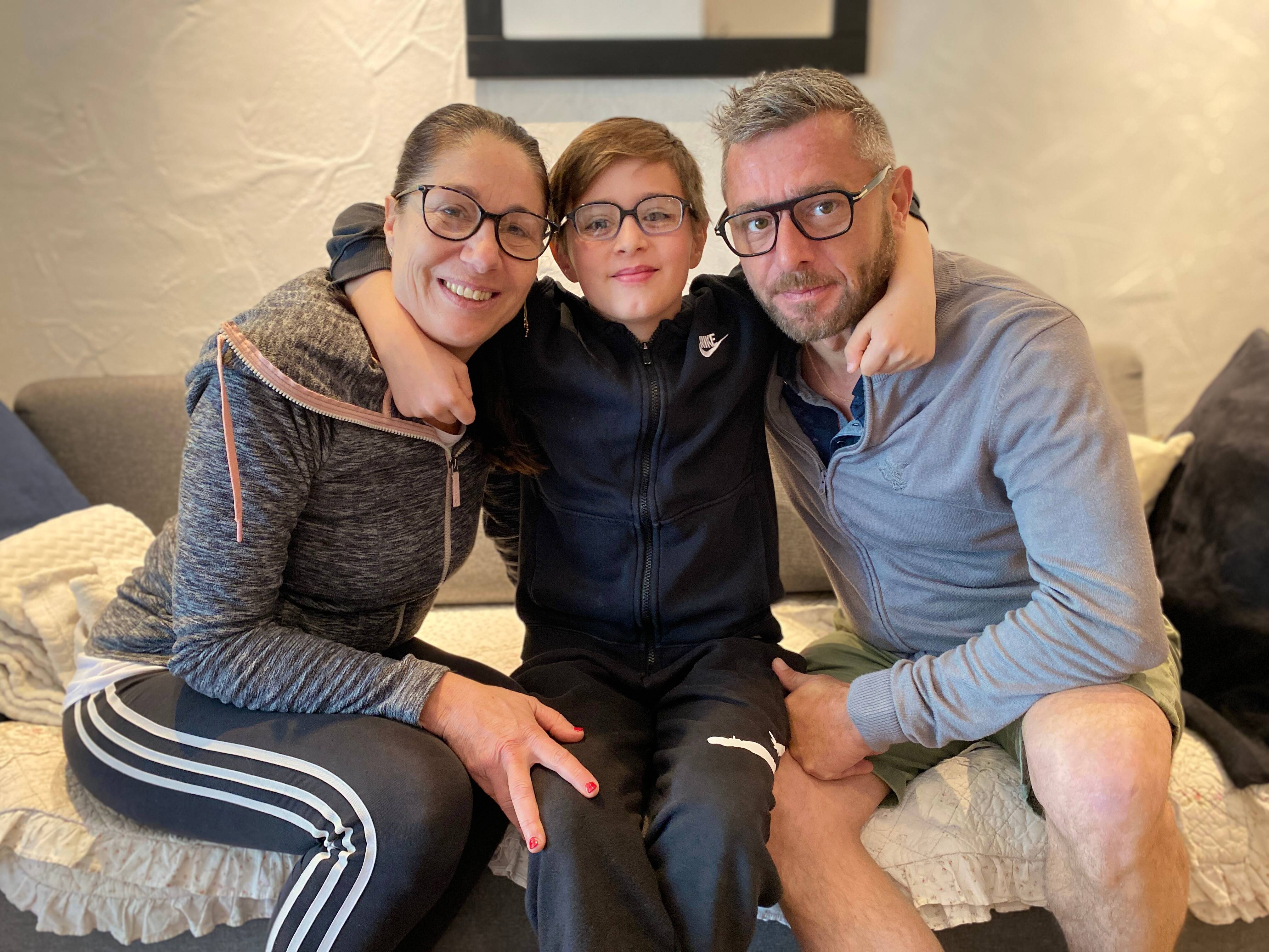 "Dès son entrée, c'est devenu compliqué", ils crient à l'injustice contre leur fils Nathan face au collège