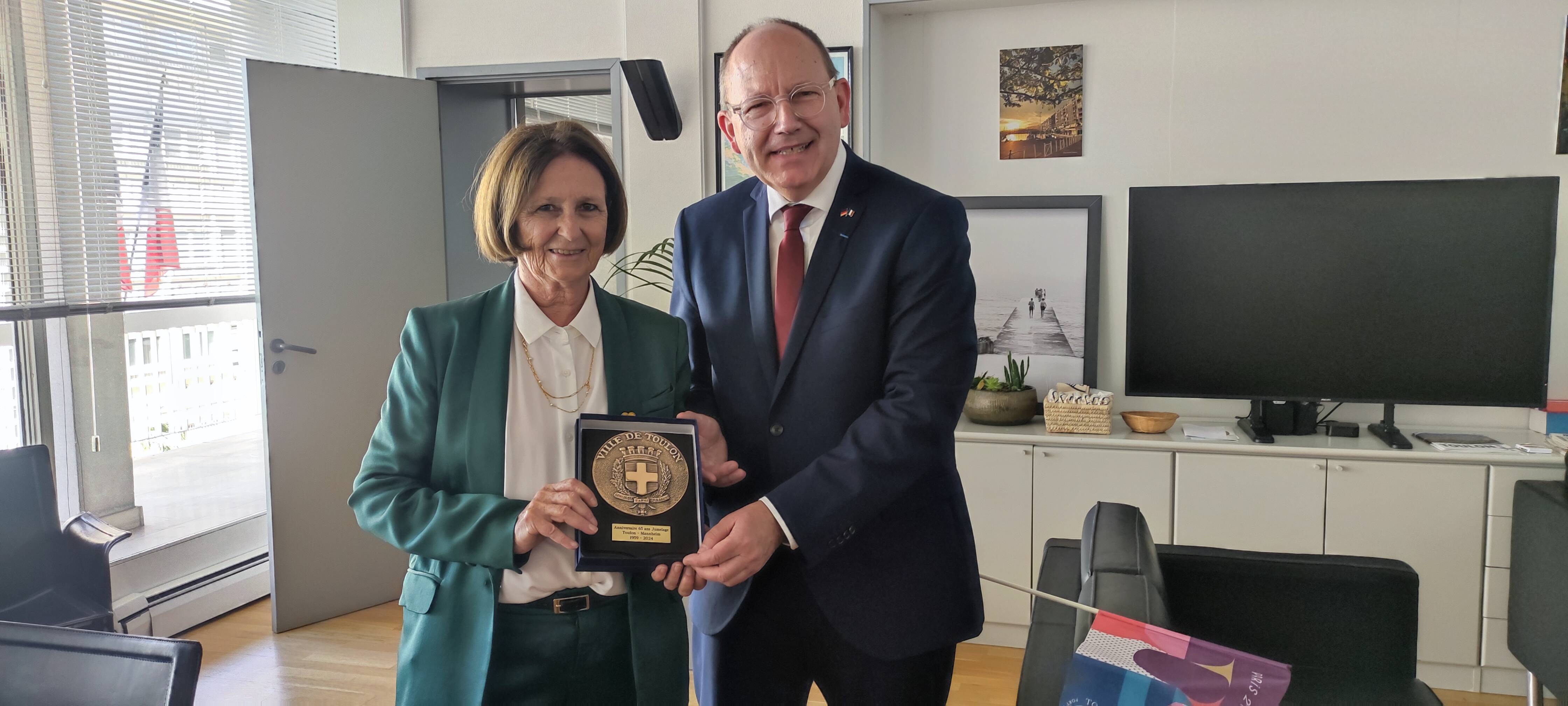 "65 ans de jumelage entre nous, ça se fête!": La maire de Toulon, Josée Massi, a reçu son homologue allemand de Mannheim