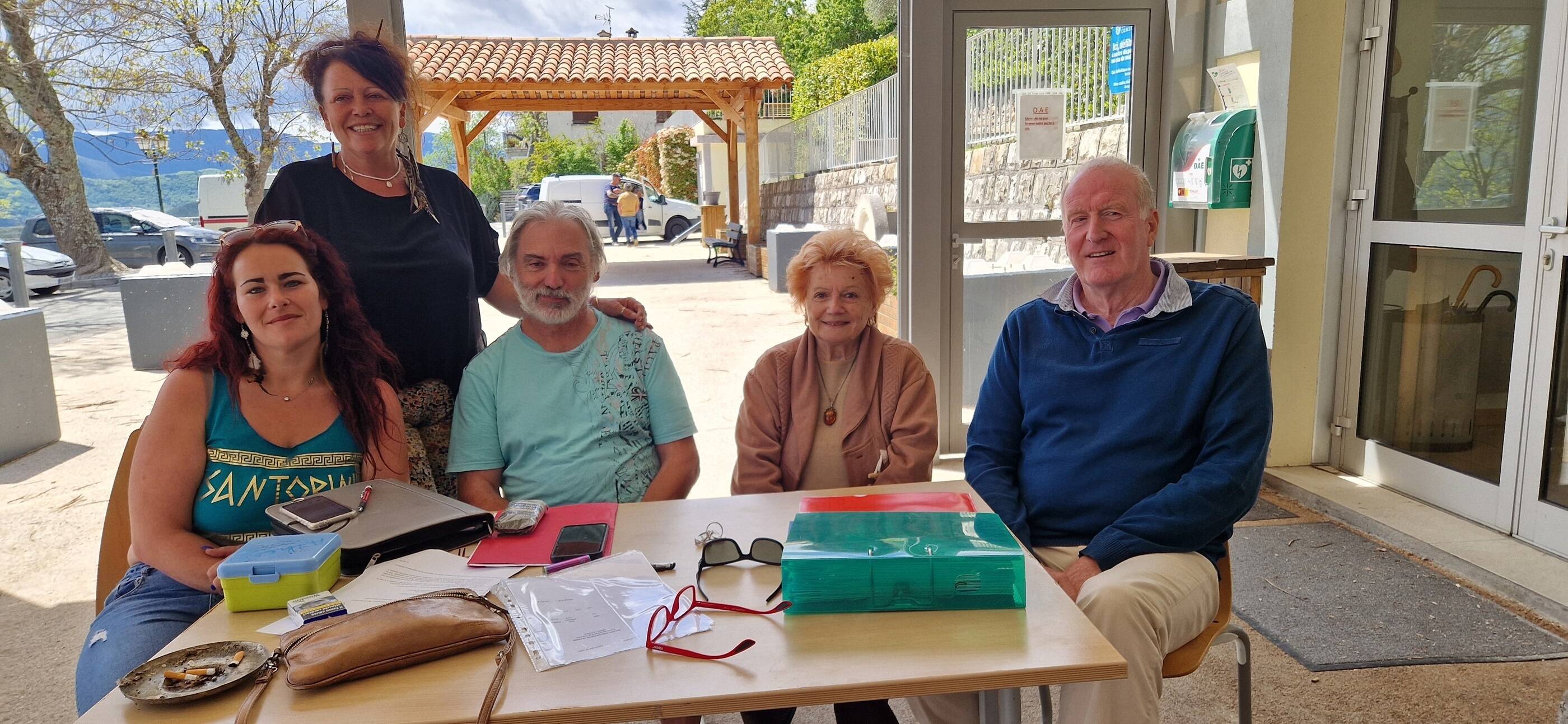 Nouveau souffle pour l'épicerie associative qui "a fait revivre"ce petit village de l'arrière-pays de Nice
