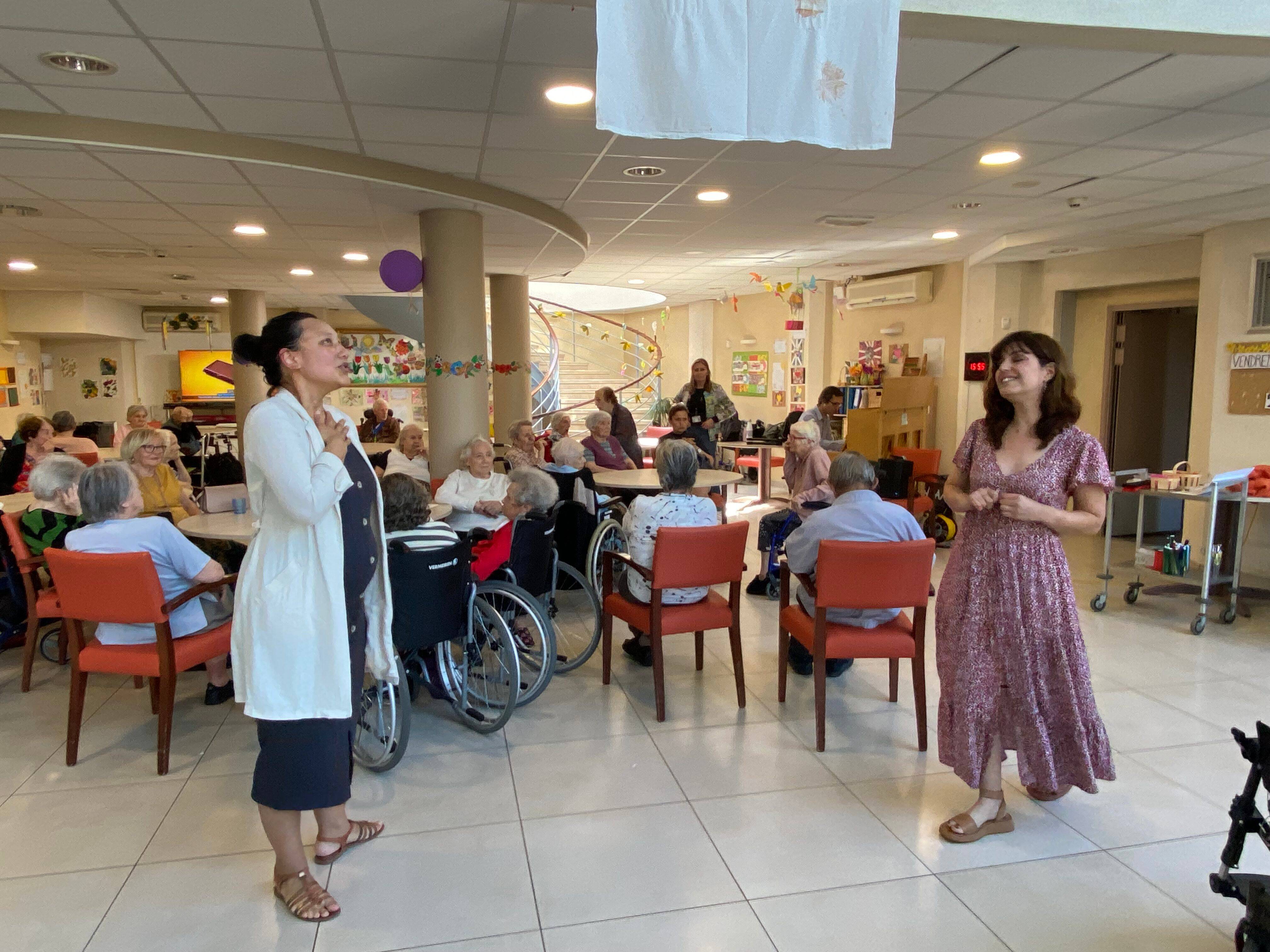 École, Ehpad, foyers de l'enfance... Avec "Opéra déconfiné", l'art lyrique est porté "au centre" d'un public qui n'en a pas l'habitude