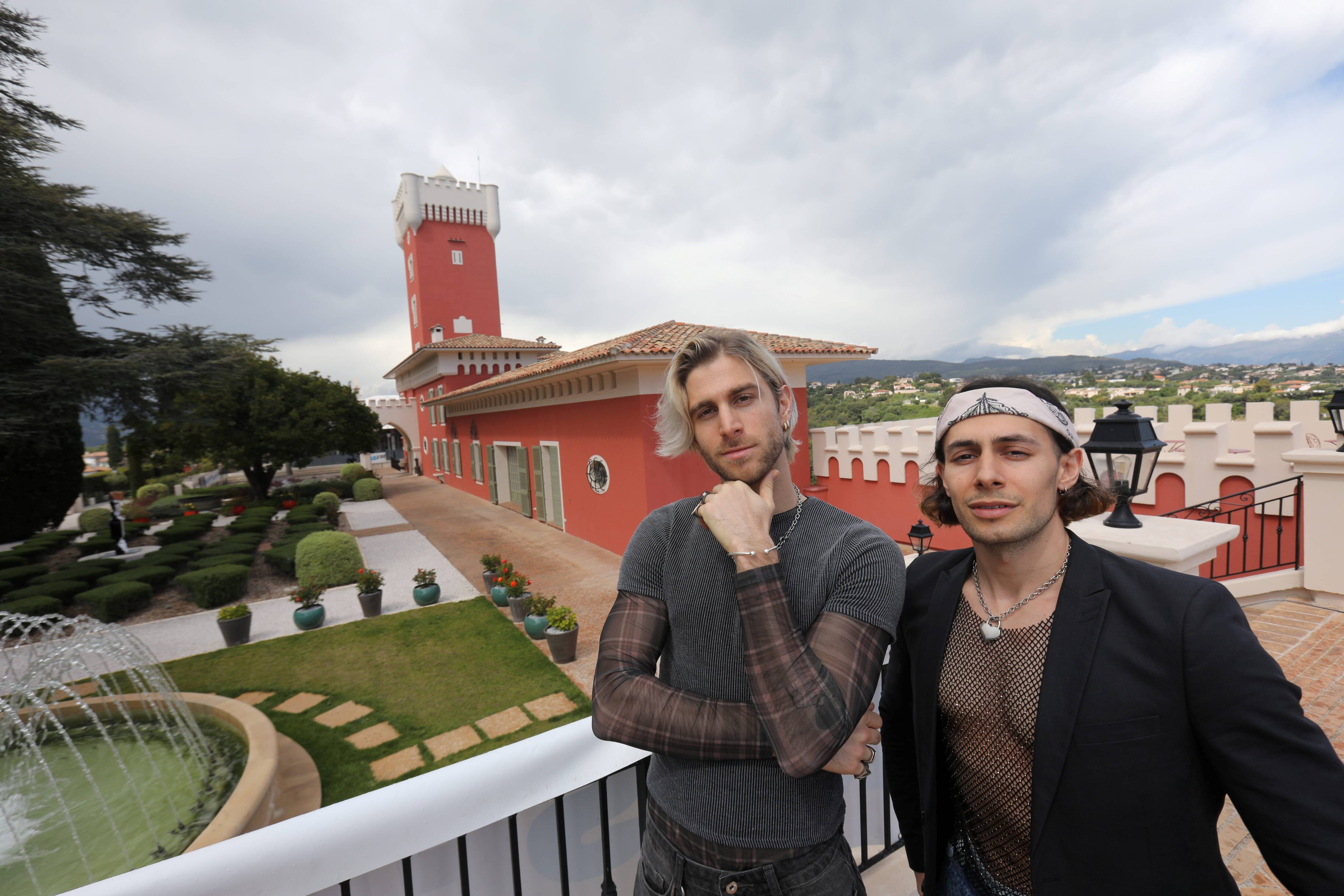 Qui est Pas sages, ce duo azuréen qui s'apprête à sortir son premier album?