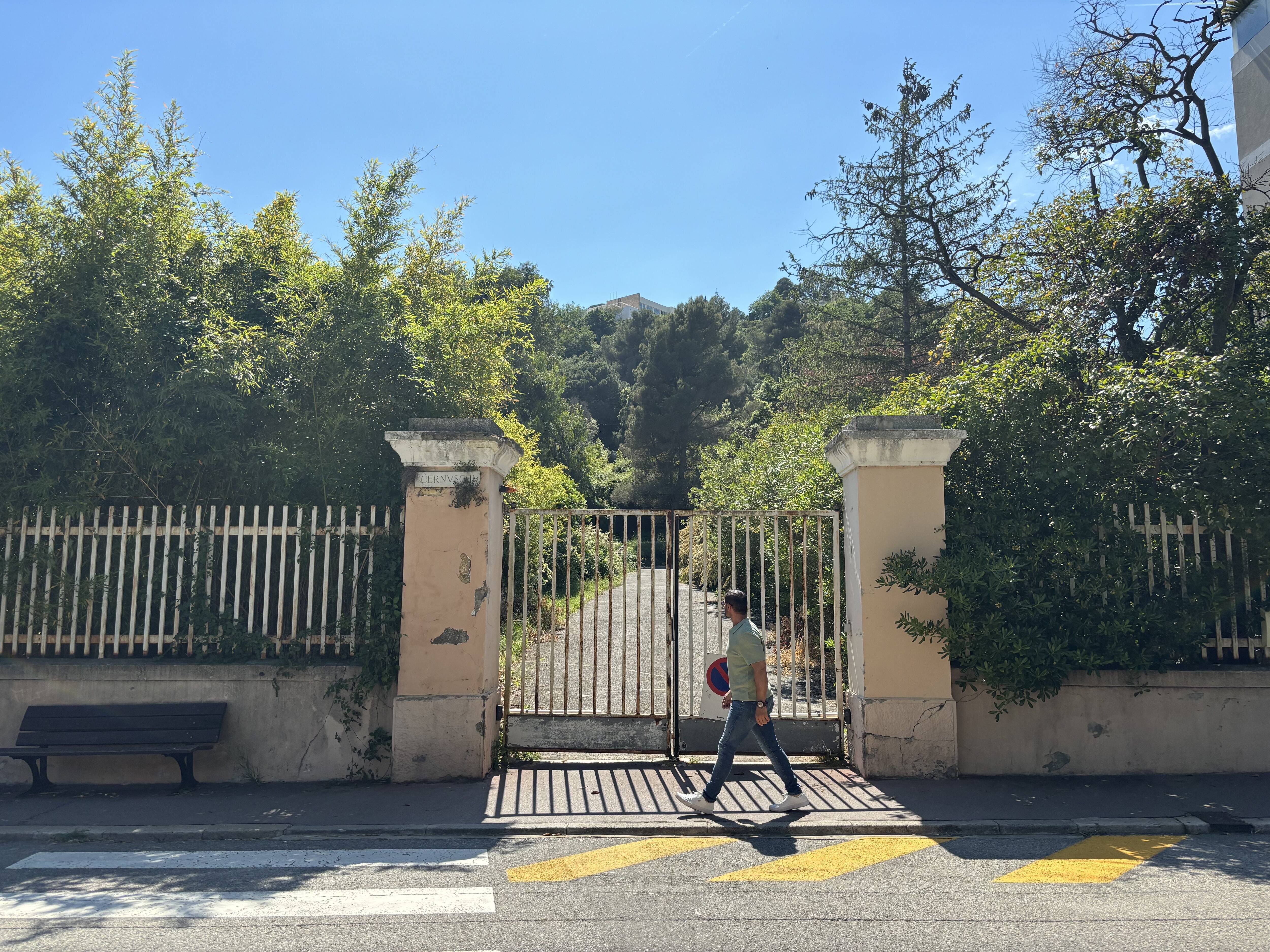 Riverains et association montent au créneau contre le projet de logements sociaux au Domaine Latournerie à Menton