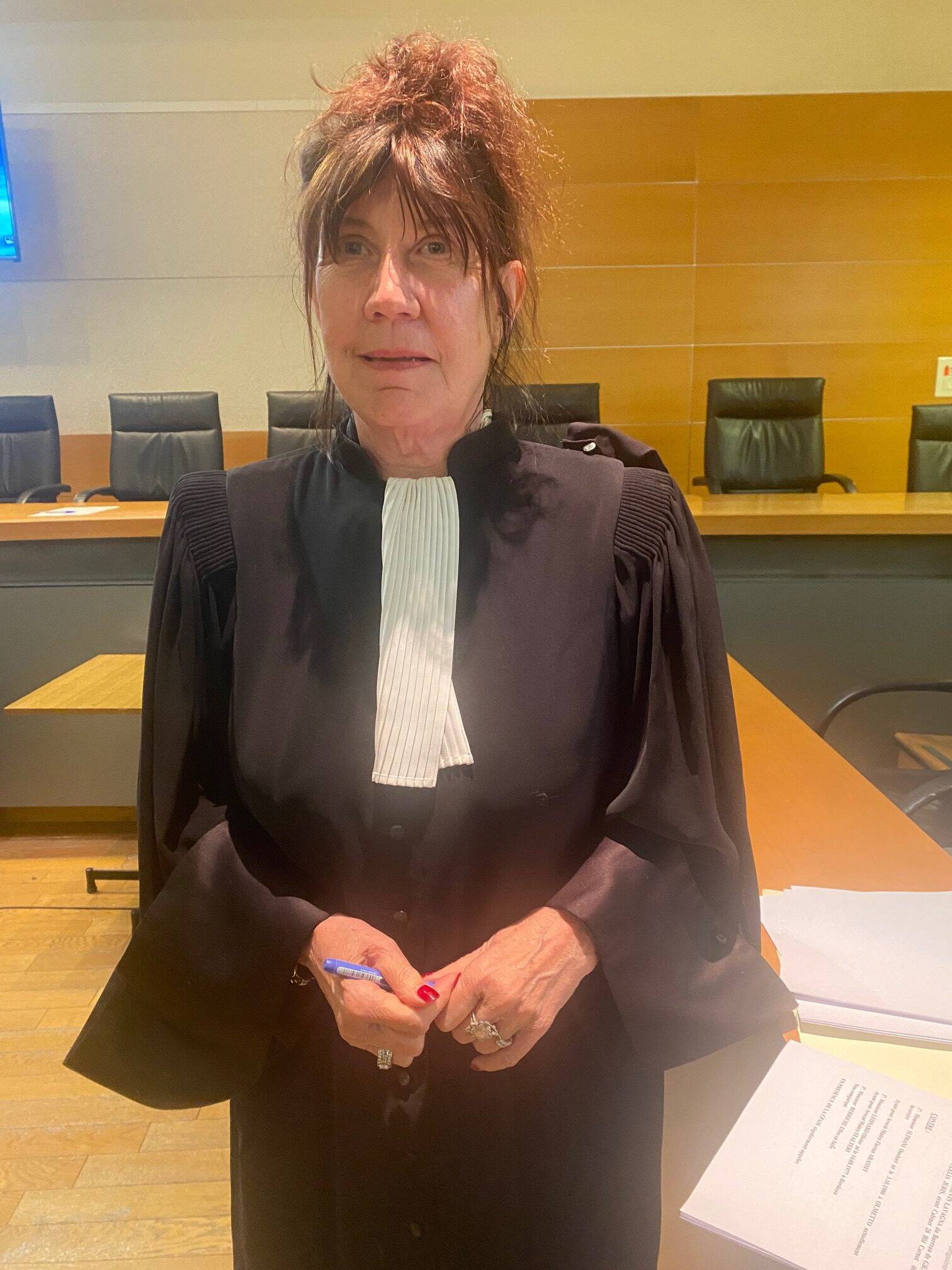 "De faux policiers, dont un a fait feu la porte à peine ouverte, sont venus dépouiller un couple": deux condamnés pour un violent home-jacking au Cannet