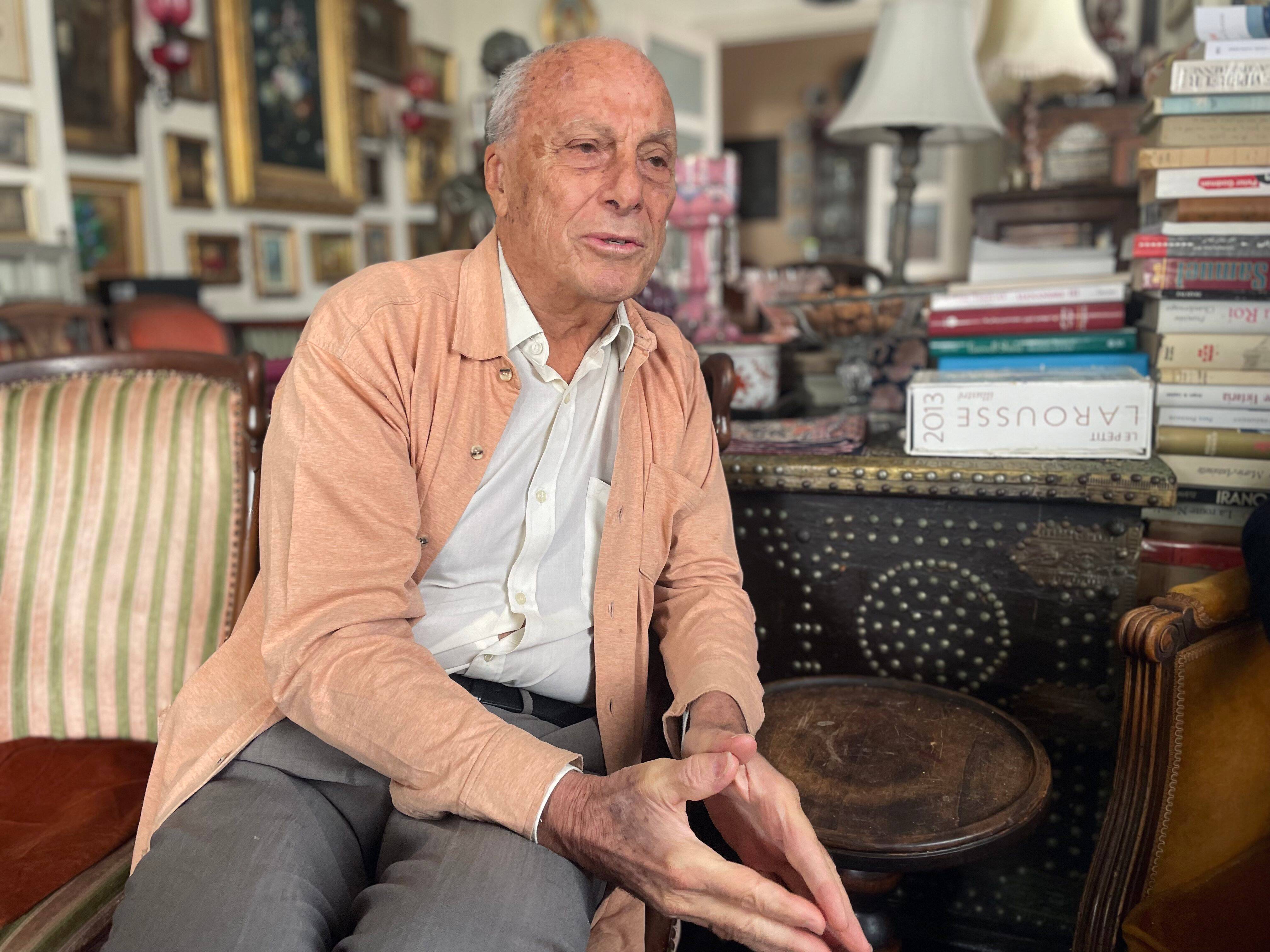 "La disparition d'un homme particulièrement dur dans un régime dur": réfugié à Nice, cet auteur iranien évoque la mort d'Ebrahim Raïssi