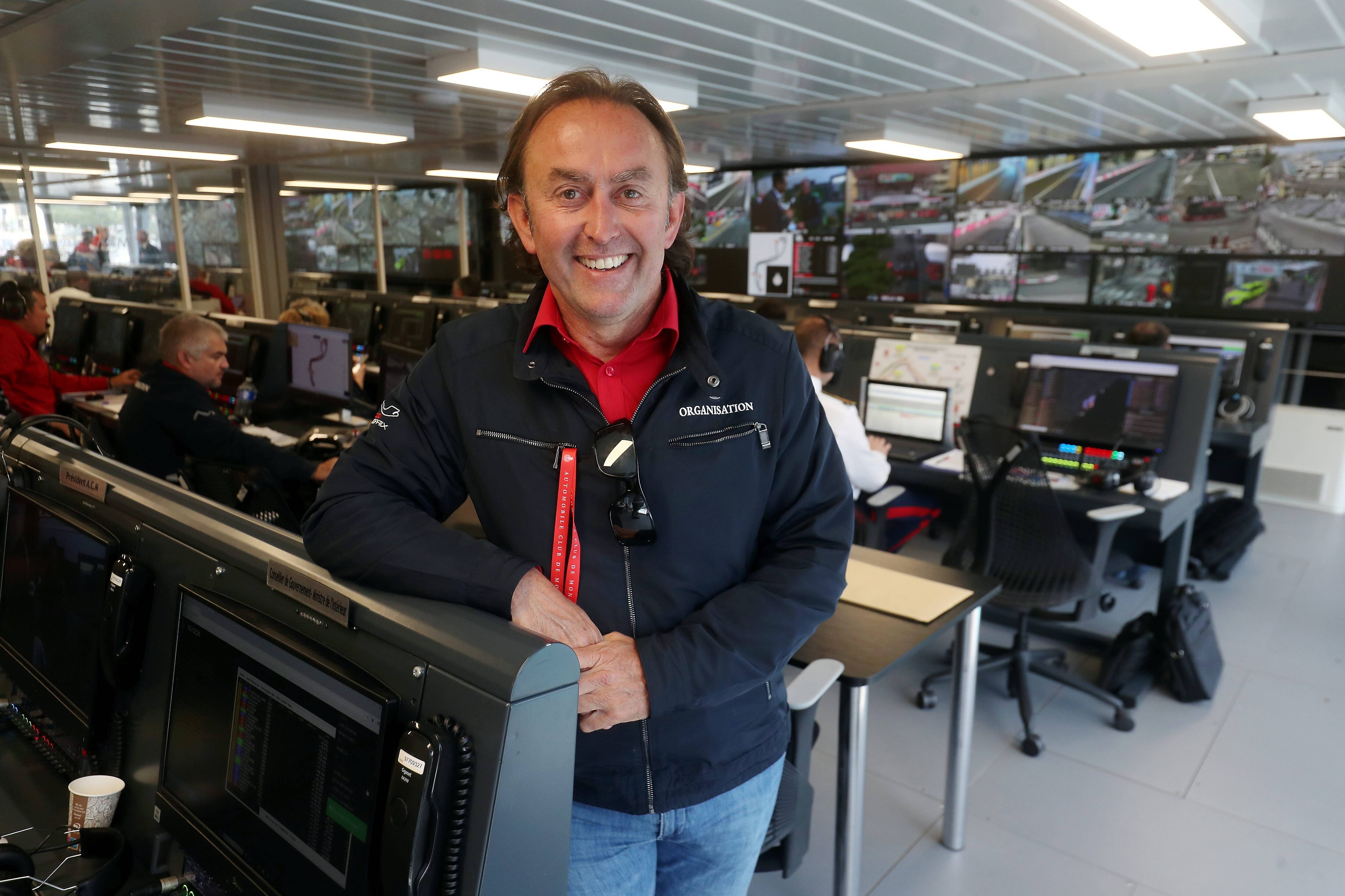 "Un jour, je passerai en bas", le pilote monégasque Olivier Beretta se souvient de son seul Grand Prix à domicile il y a trente ans