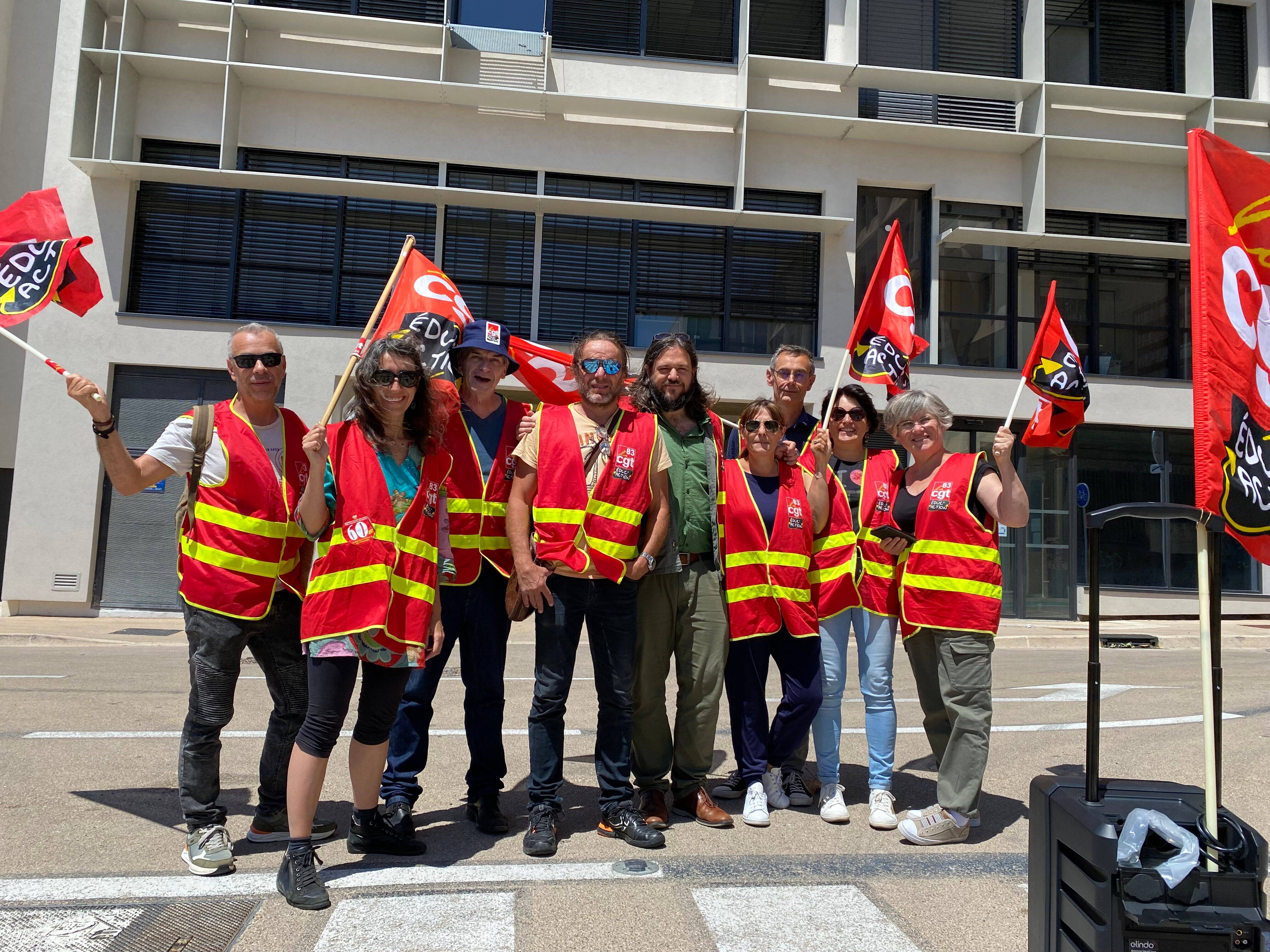 Dans le Var, des professeurs poursuivent l'opération "collège mort" contre le "choc des savoirs" de Gabriel Attal