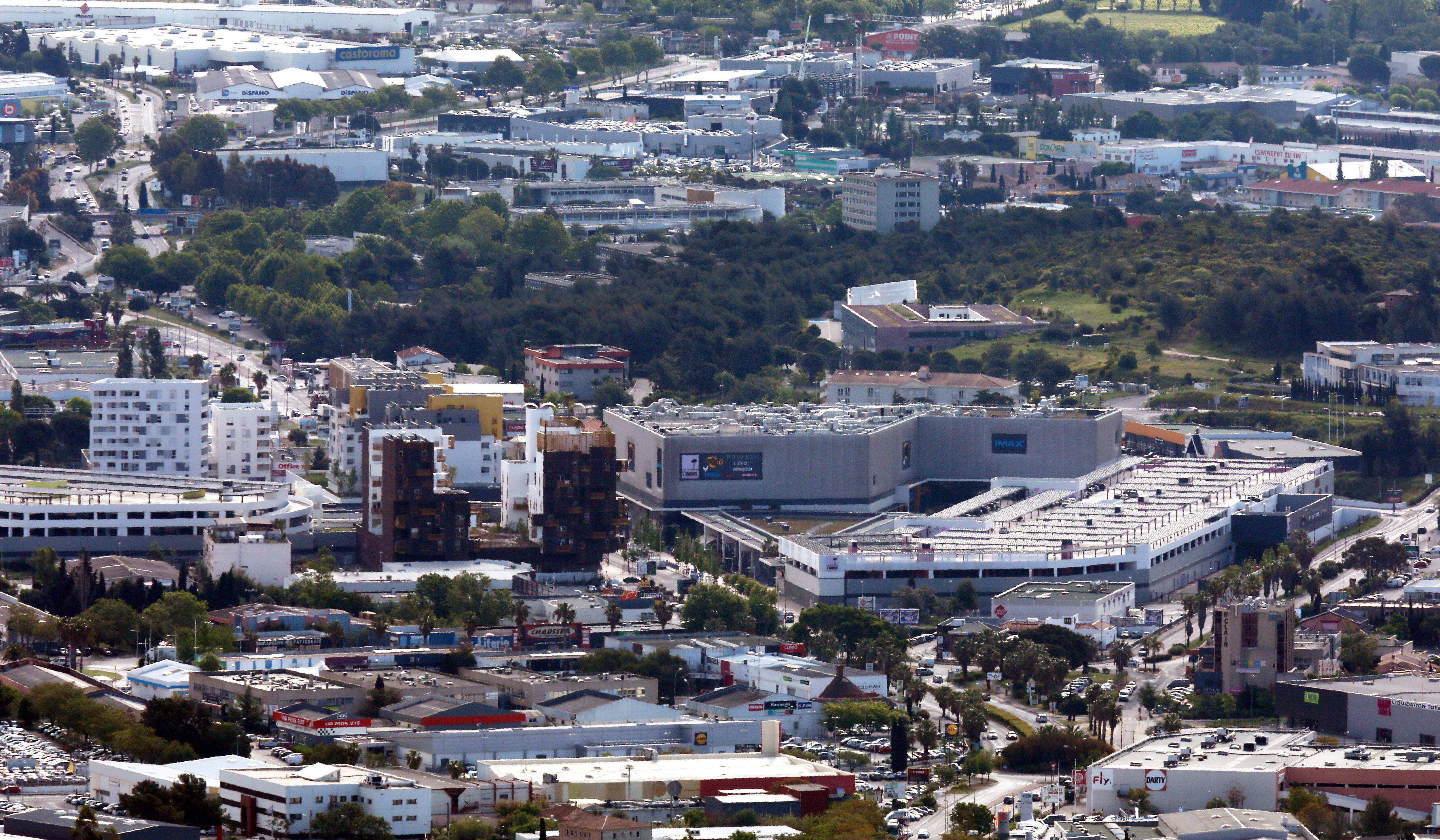 "Une opération majeure pour le territoire": une aide de plus d'un million d'euros versée pour transformer cette zone commerciale de La Valette