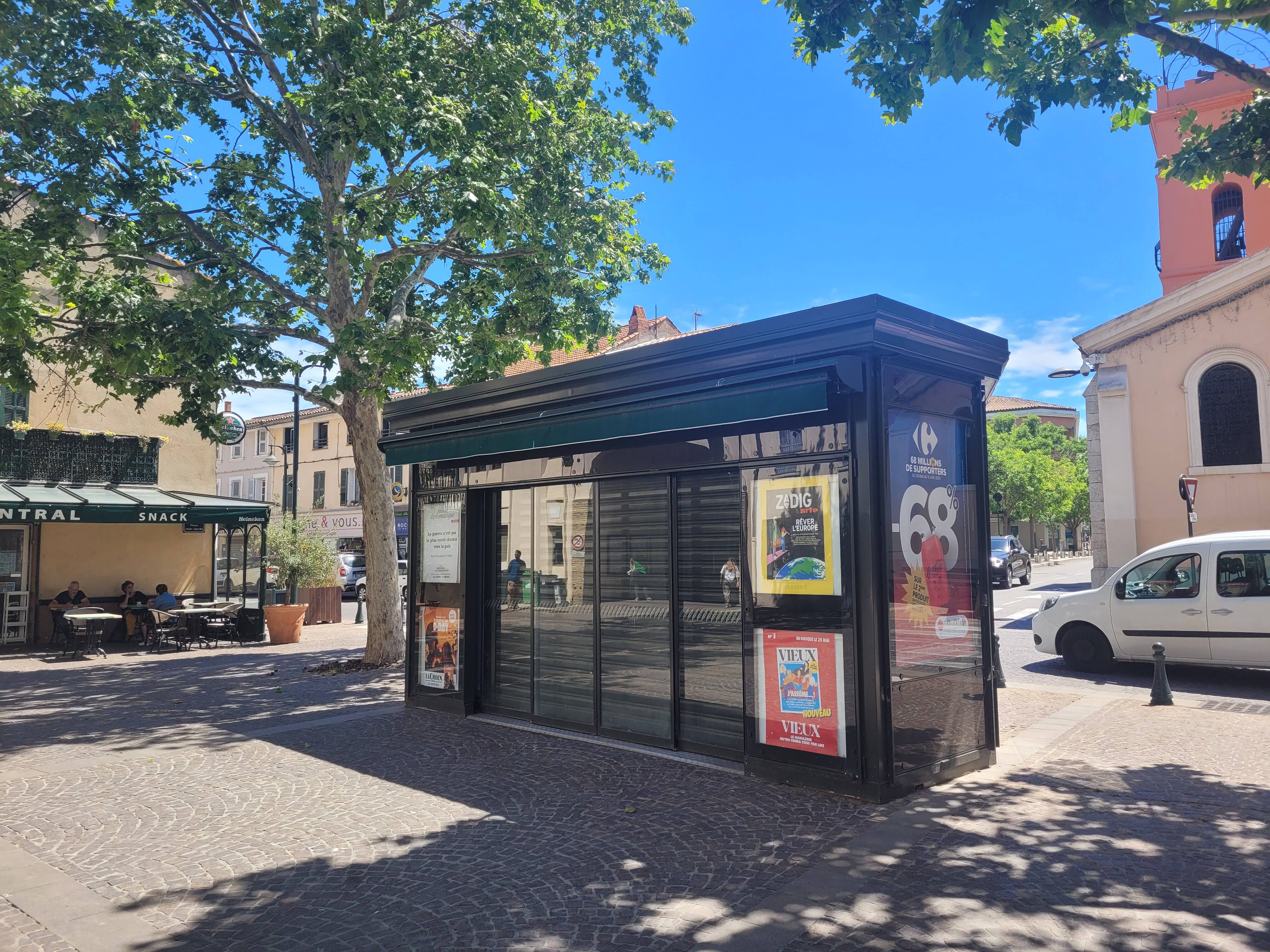 Le kiosque à journaux du centre-ville de Six-Fours cherche un gérant