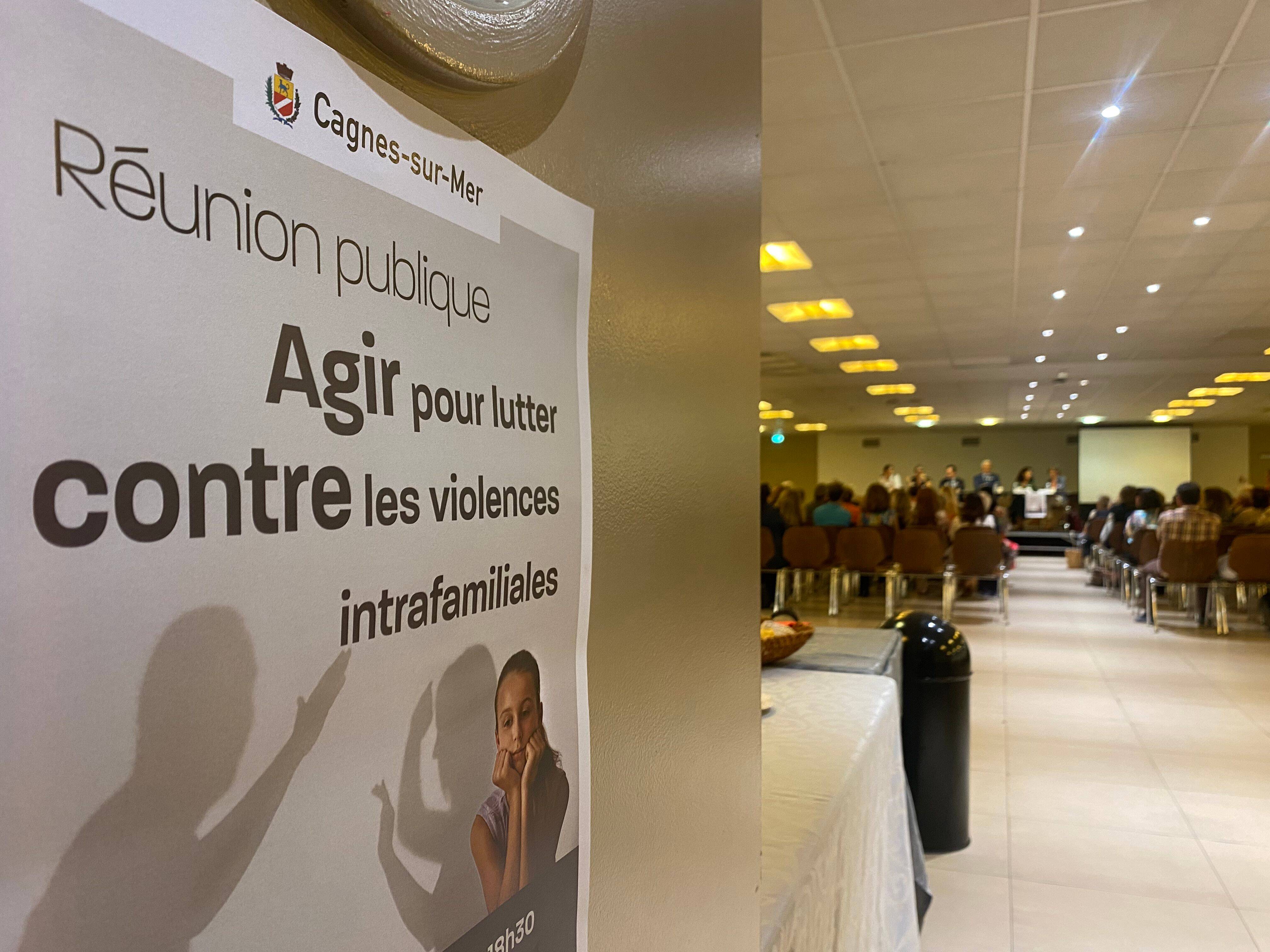 "La parole se libère": à Cagnes-sur-Mer, des témoignages poignants lors d'une réunion publique sur les violences intrafamiliales