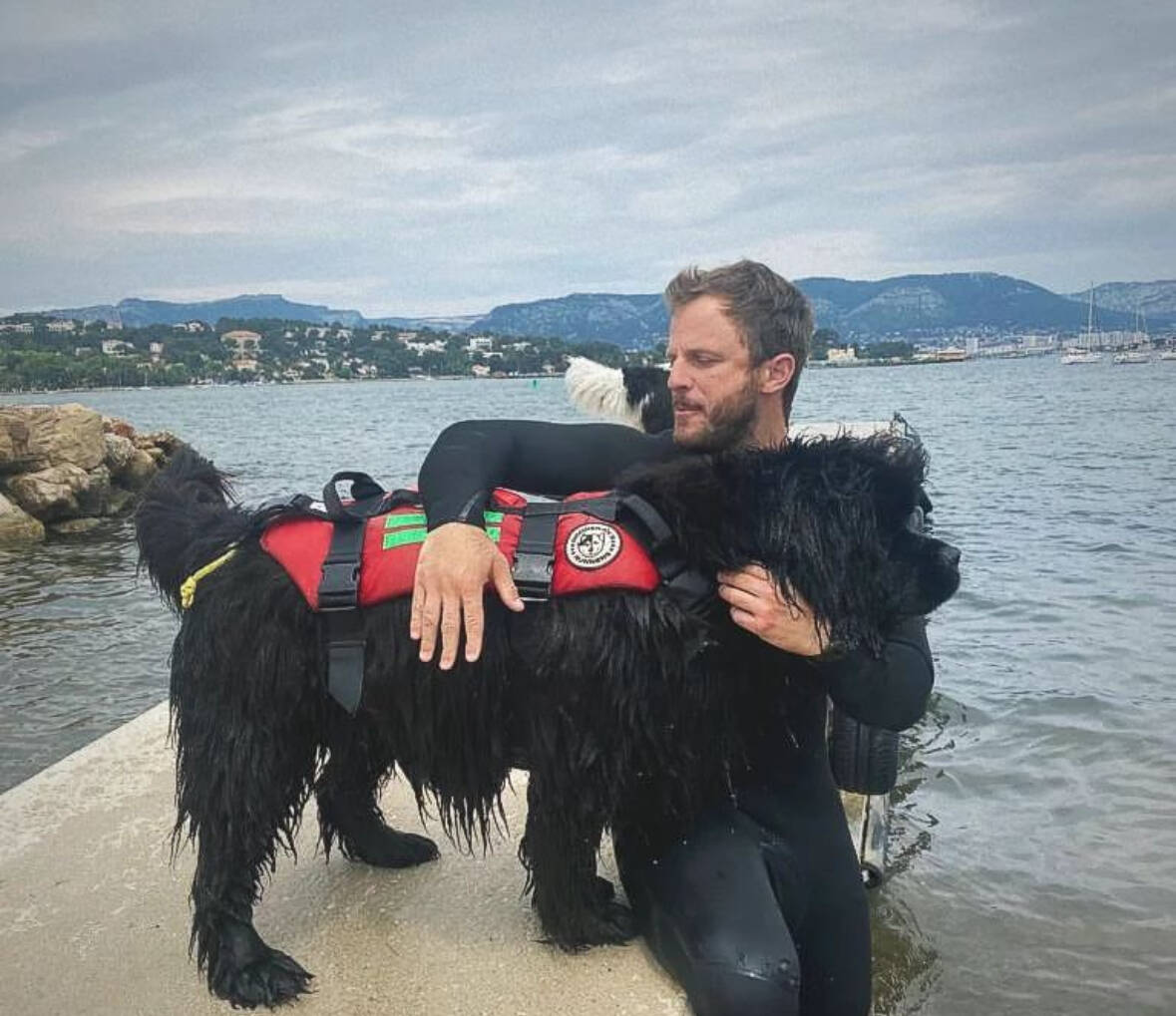 "J'ai cru voir un crâne au fond des eaux": une nécropole antique découverte sous les eaux de Six-Fours?