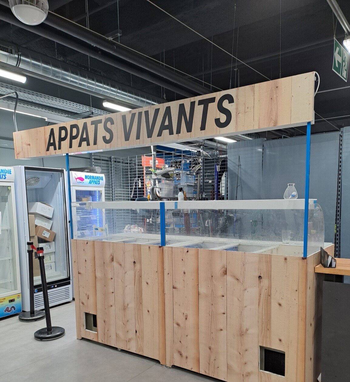 "Les animaux ne sont pas des objets": une pétition cible la vente de crabes vivants pour la pêche au vif par Décathlon à Nice