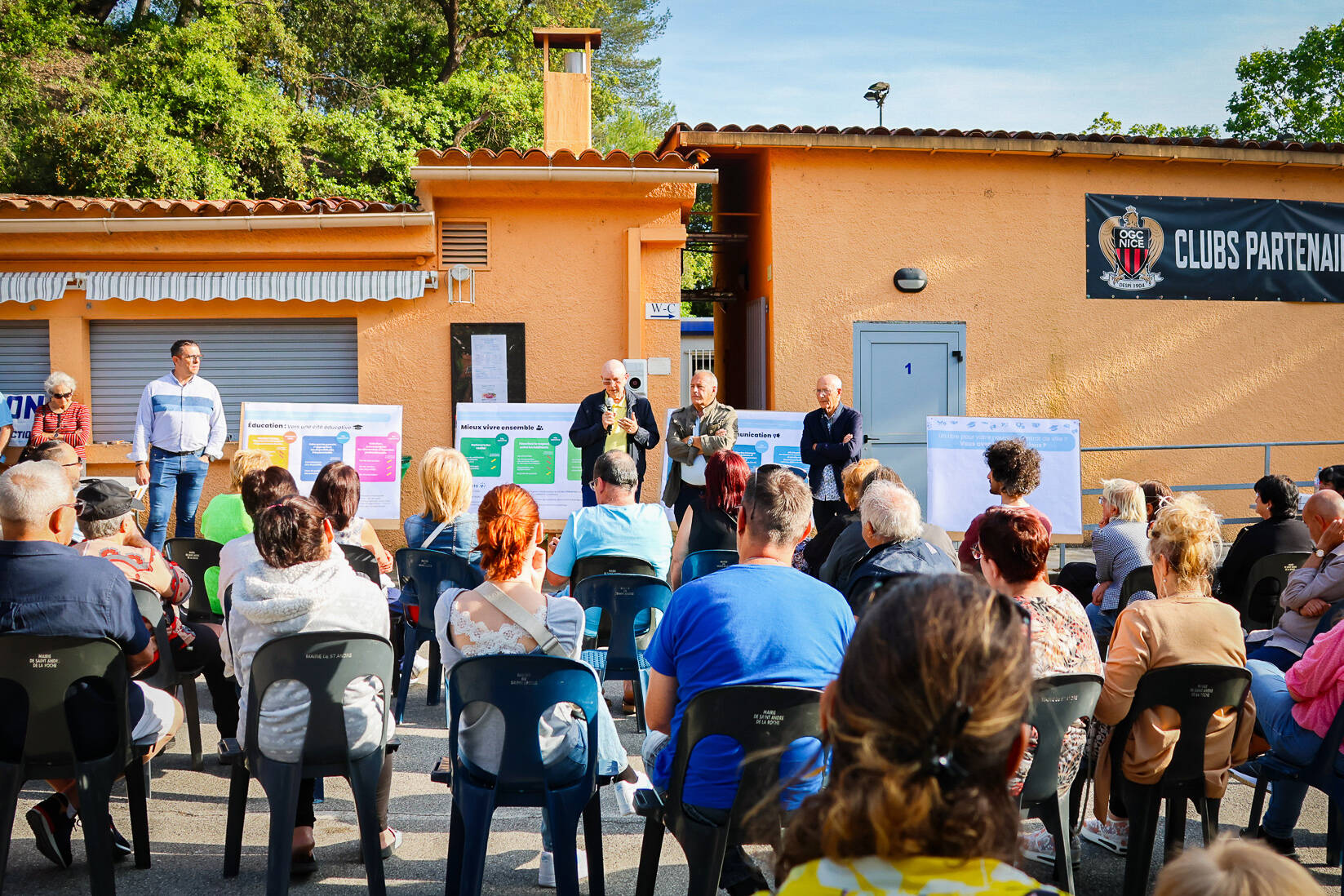 Dans les quartiers prioritaires de Saint-André-de-la-Roche, les habitants veulent plus de moyens pour l'Éducation