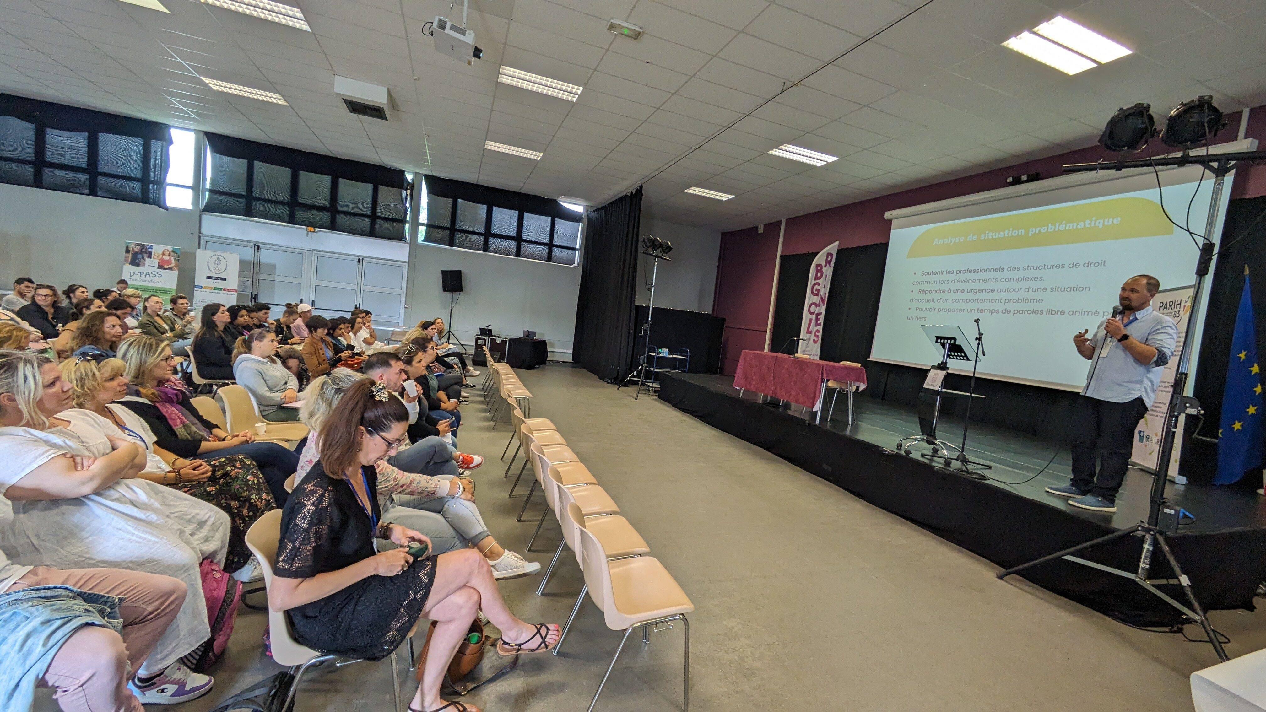 "Il y a encore du chemin à faire pour l'inclusion des personnes handicapées": les confidences de Cédric Chevalier, responsable du Parih 83