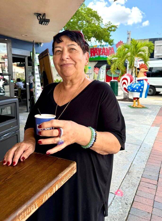 "Elle parle à tout le monde et tout le monde la connaît": Saint-André-de-la-Roche perd une ancienne élue "passionnée" par sa commune