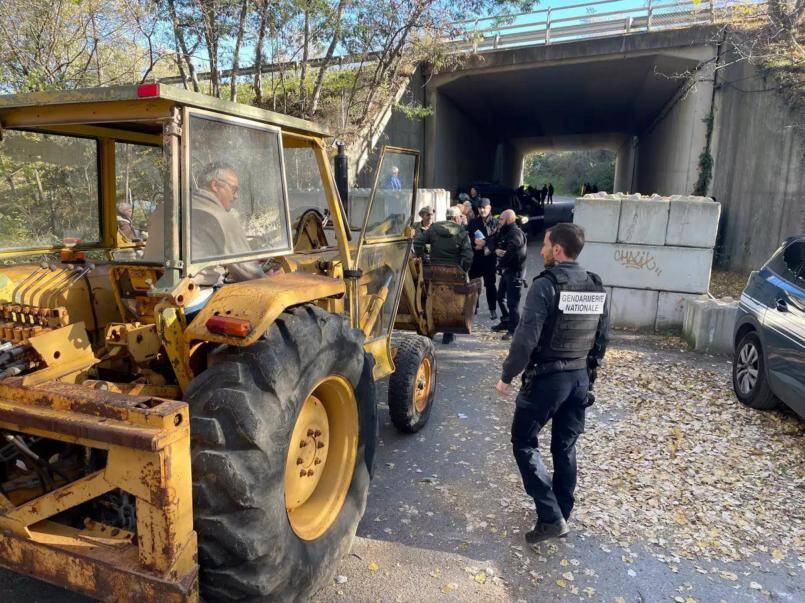 "Mon client se sent complètement abandonné": aux Arcs, ce squat qui ne semble jamais prendre fin