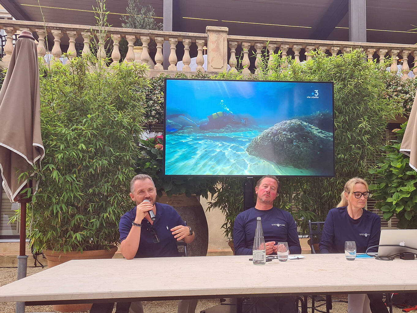 "Les enfants adorent quand il faut éduquer leurs parents": Estelle Lefébure en militante des fonds marins dans le Var