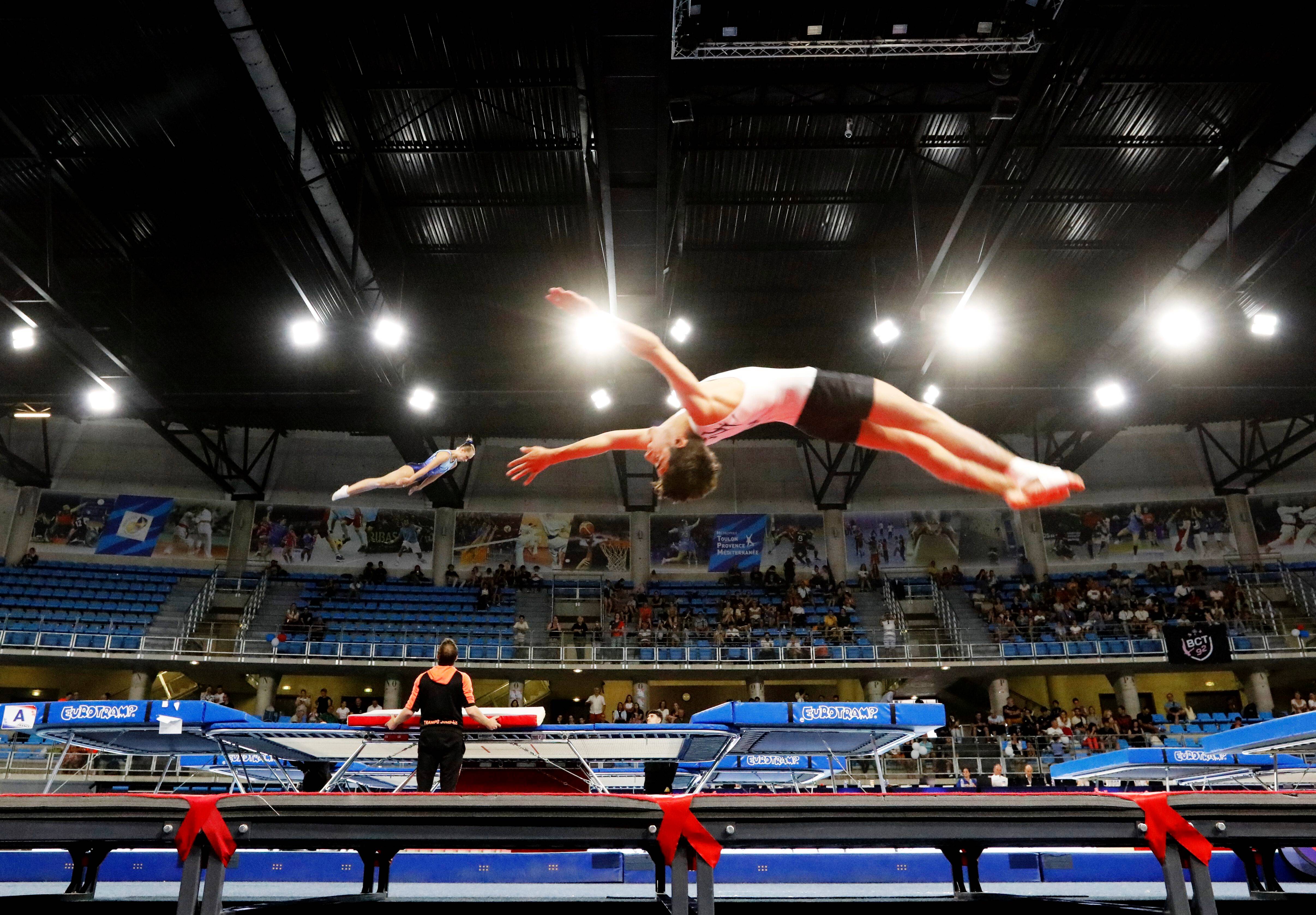 Gymnastique: sélectionné pour les Jeux olympiques, le trampoliniste Pierre Gouzou finit troisième championnats aux France à Toulon