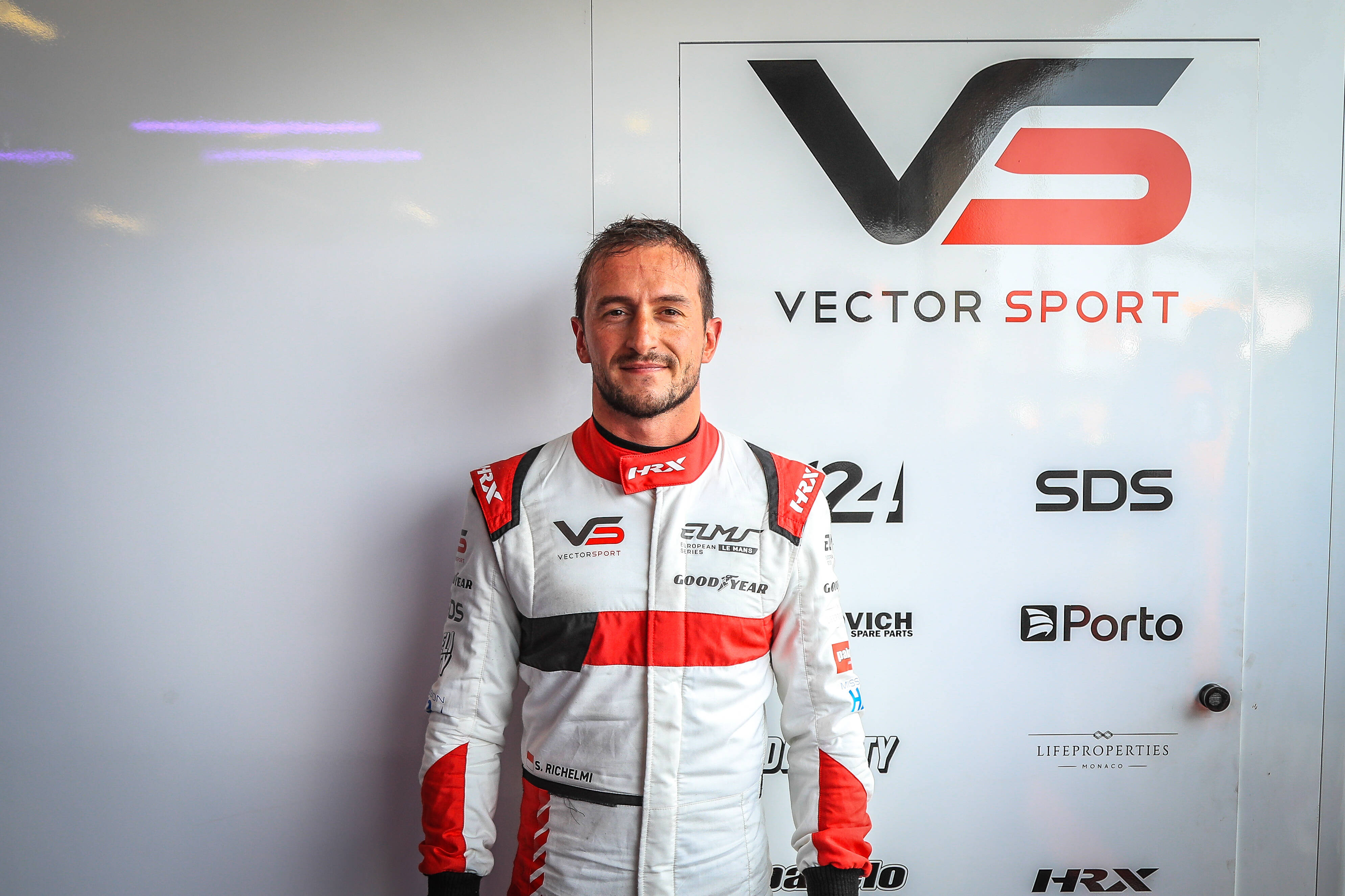 "Faire parler l'expérience": on a rencontré le pilote monégasque Stéphane Richelmi avant son come-back aux 24 Heures du Mans