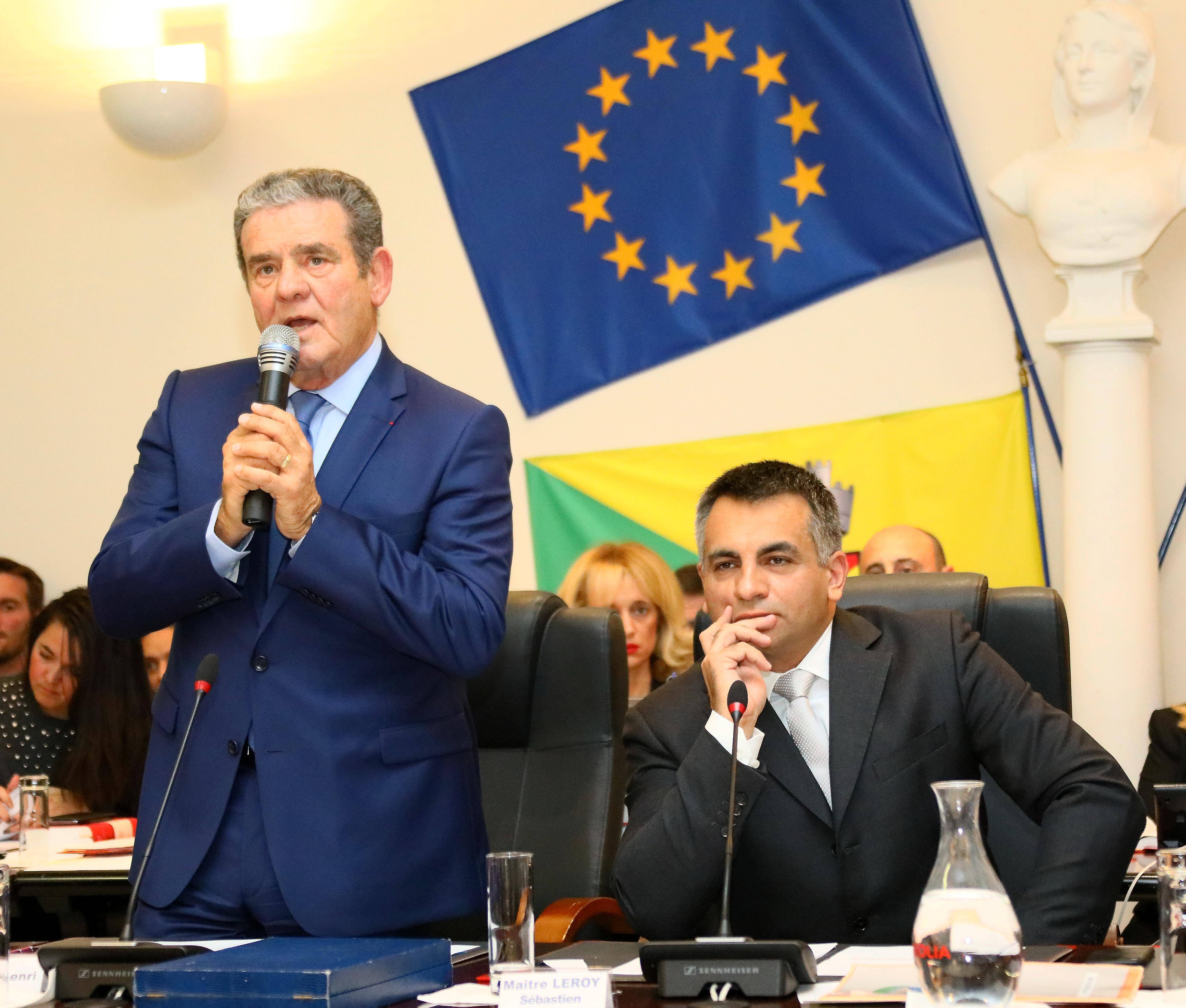 "Eric Ciotti n'a pas transgressé quoi que ce soit", estime Henri Leroy, sénateur et ex-maire de Mandelieu