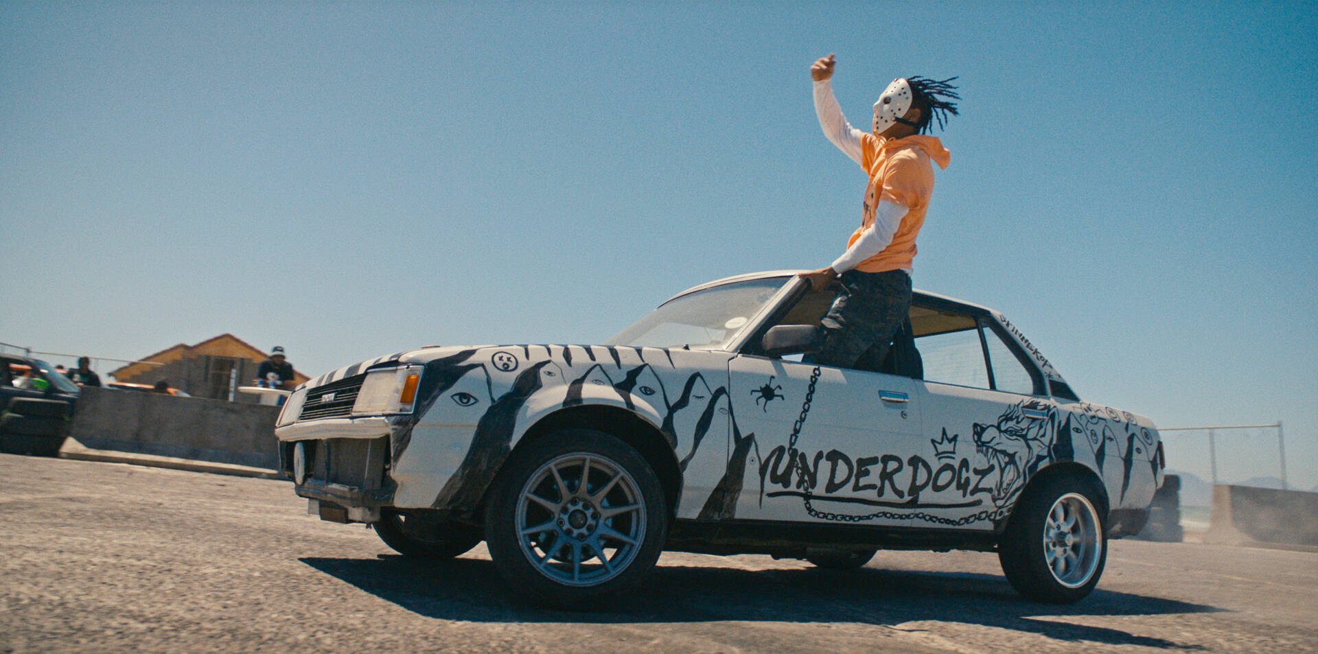 Amateurs de sensations fortes, on vous conseille "Spinners", la nouvelle série Canal+ sur des pilotes d'un nouveau genre