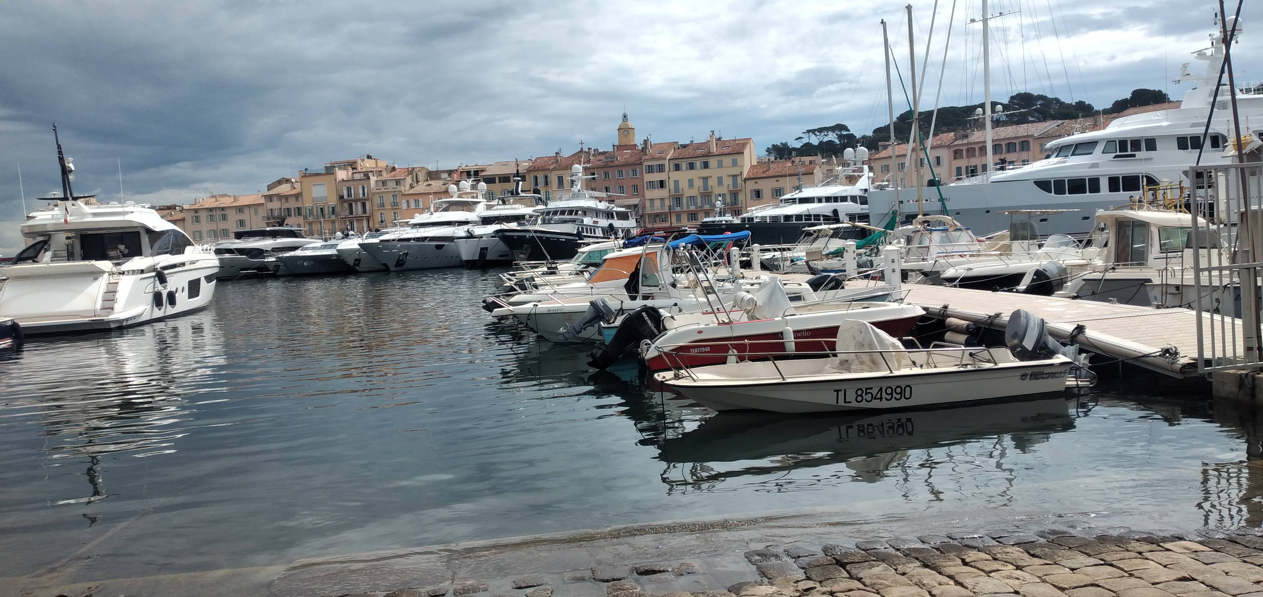 Système de corruption sur le port de Saint-Tropez? La Ville répond et évoque une "dénonciation calomnieuse"