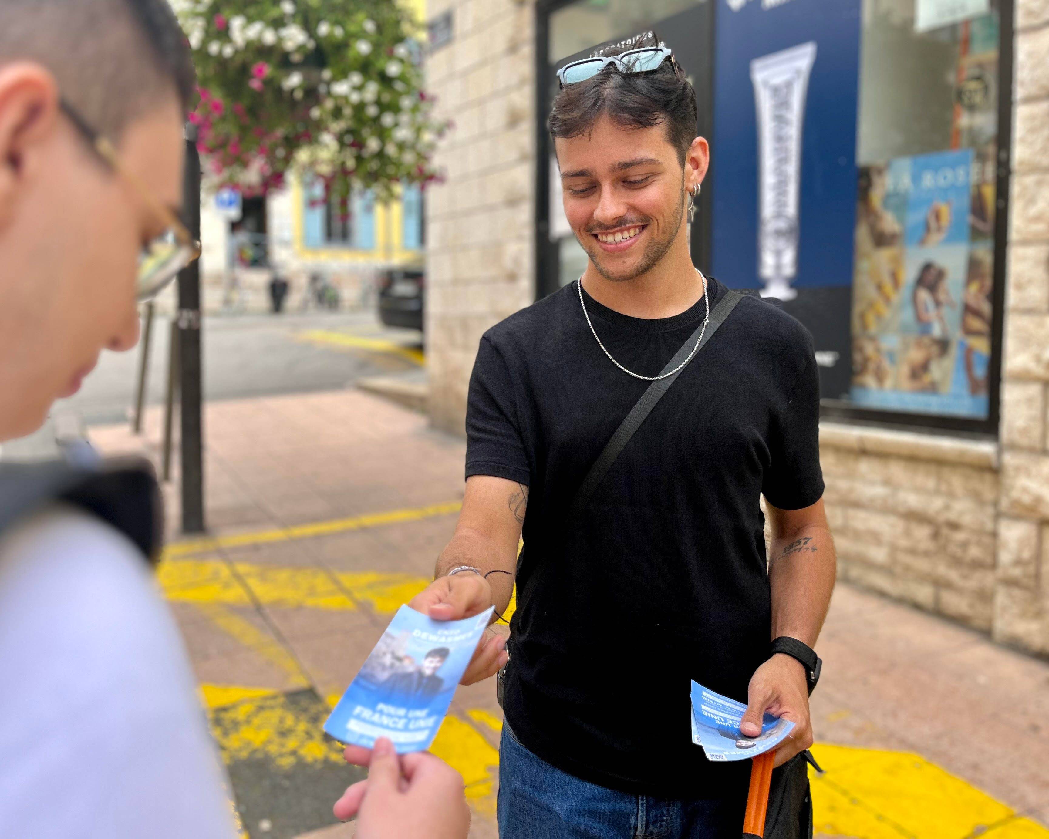 Plus jeune candidat, l'argent de ses jobs d'été pour financer sa campagne... Qui est cet Antibois qui se présente aux législatives?