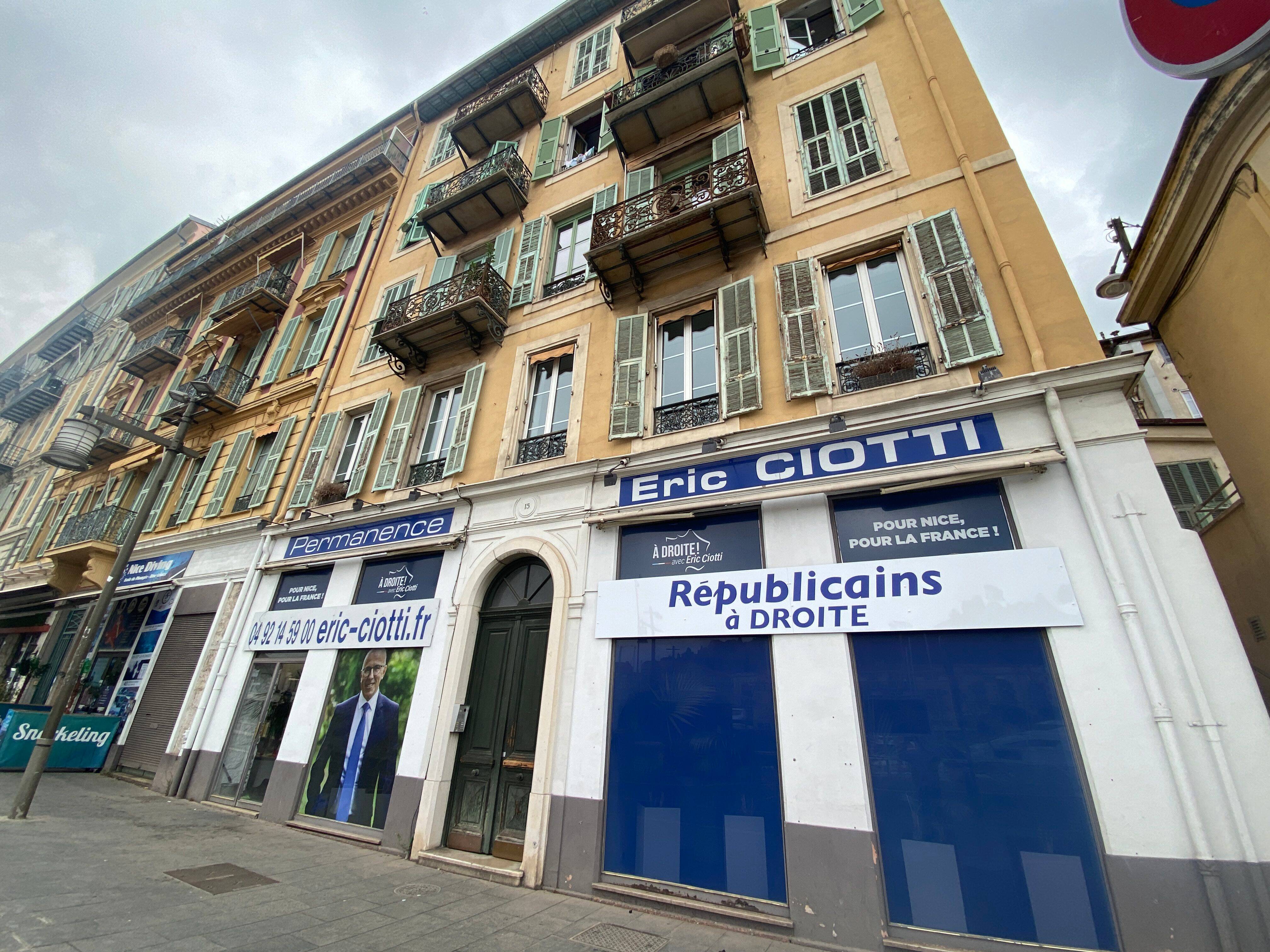 Au revoir "Les Républicains", bienvenue les "Républicains à droite": à Nice, changement d'enseigne chez Éric Ciotti