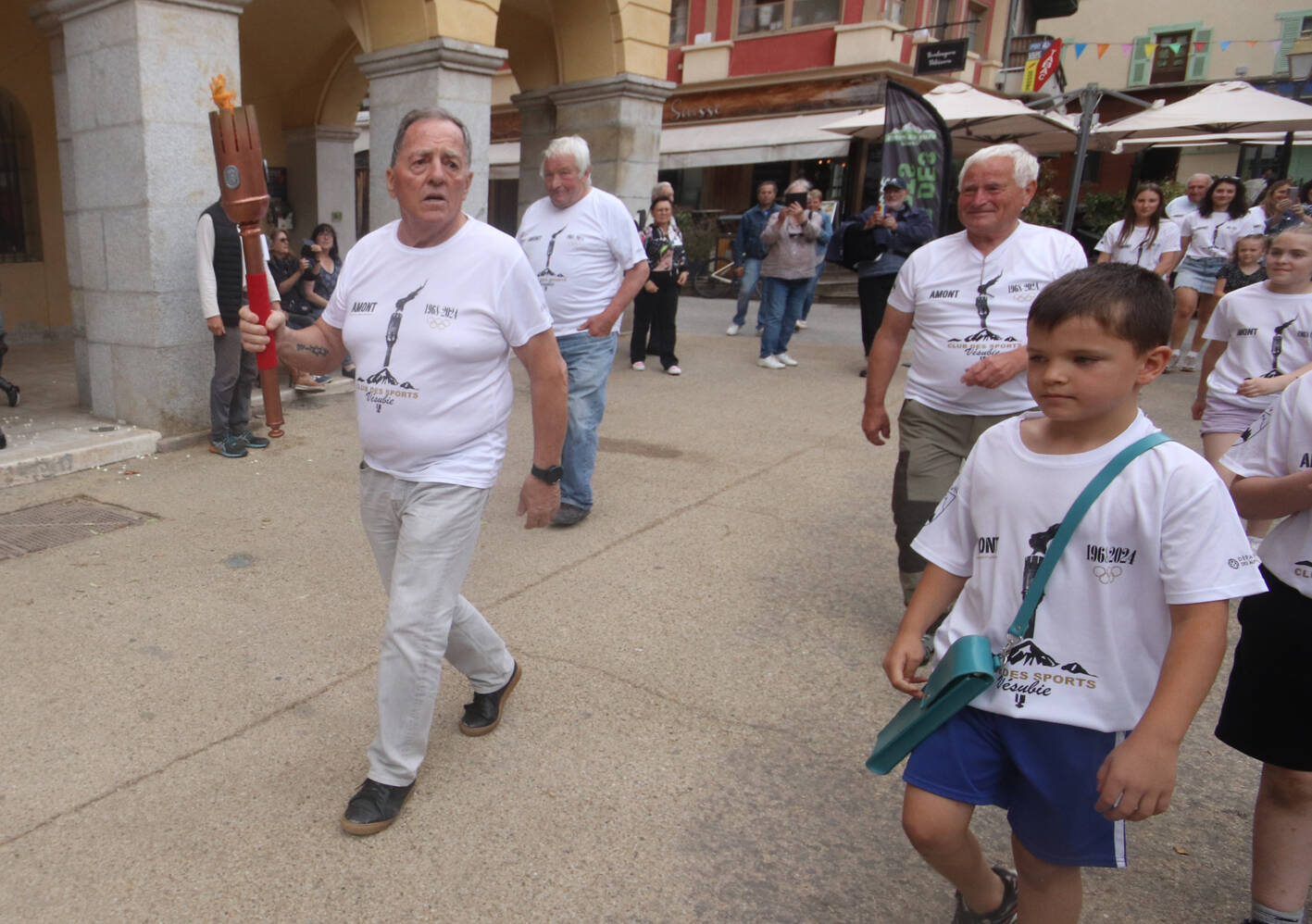 "Une fierté": la flamme olympique de 1968 a fait son retour à Saint-Martin-Vésubie