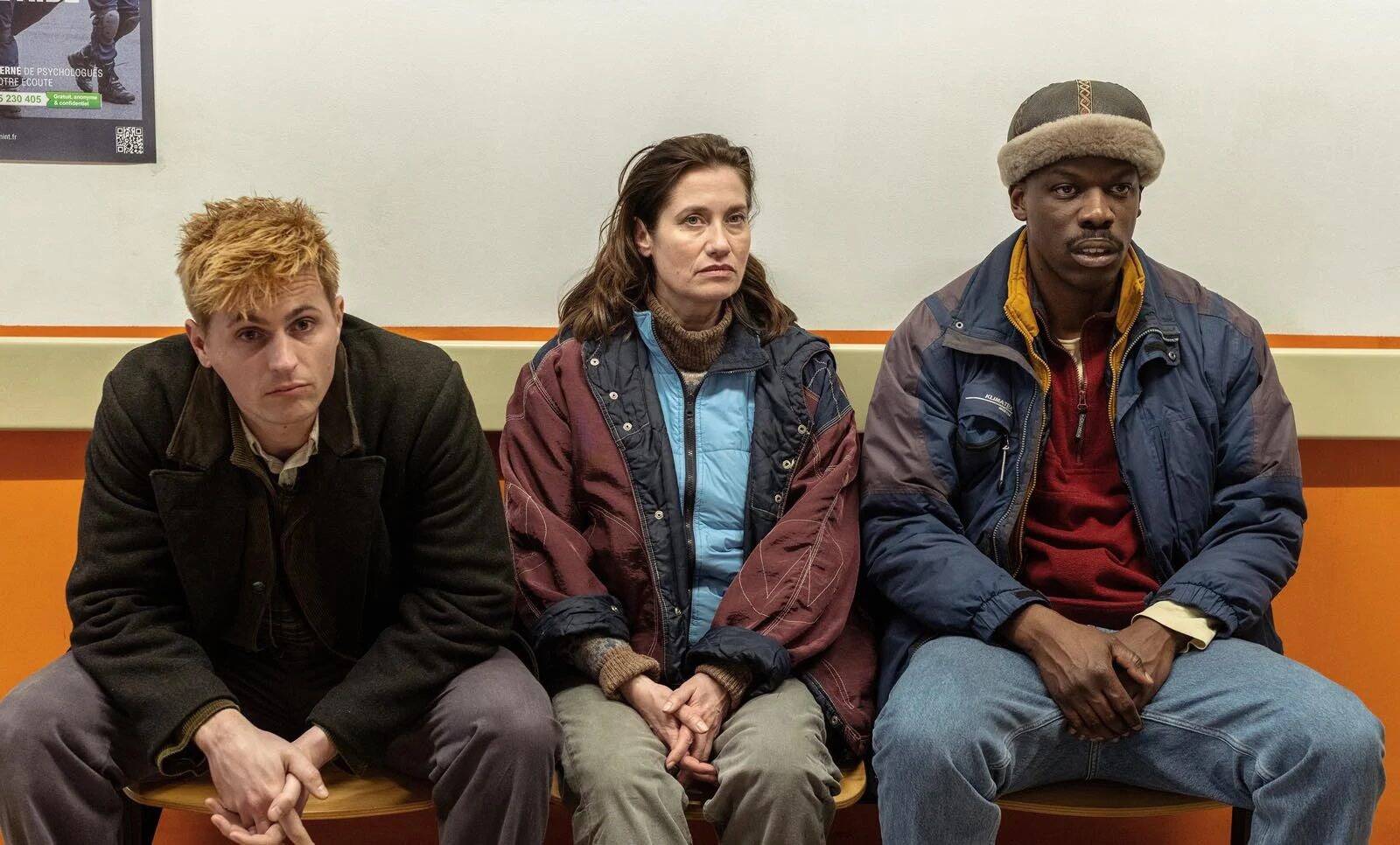 "Pourquoi tu souris?": une comédie autour de deux losers magnifiques avec Emmanuelle Devos, Jean-Pascal Zadi et Raphaël Quenard