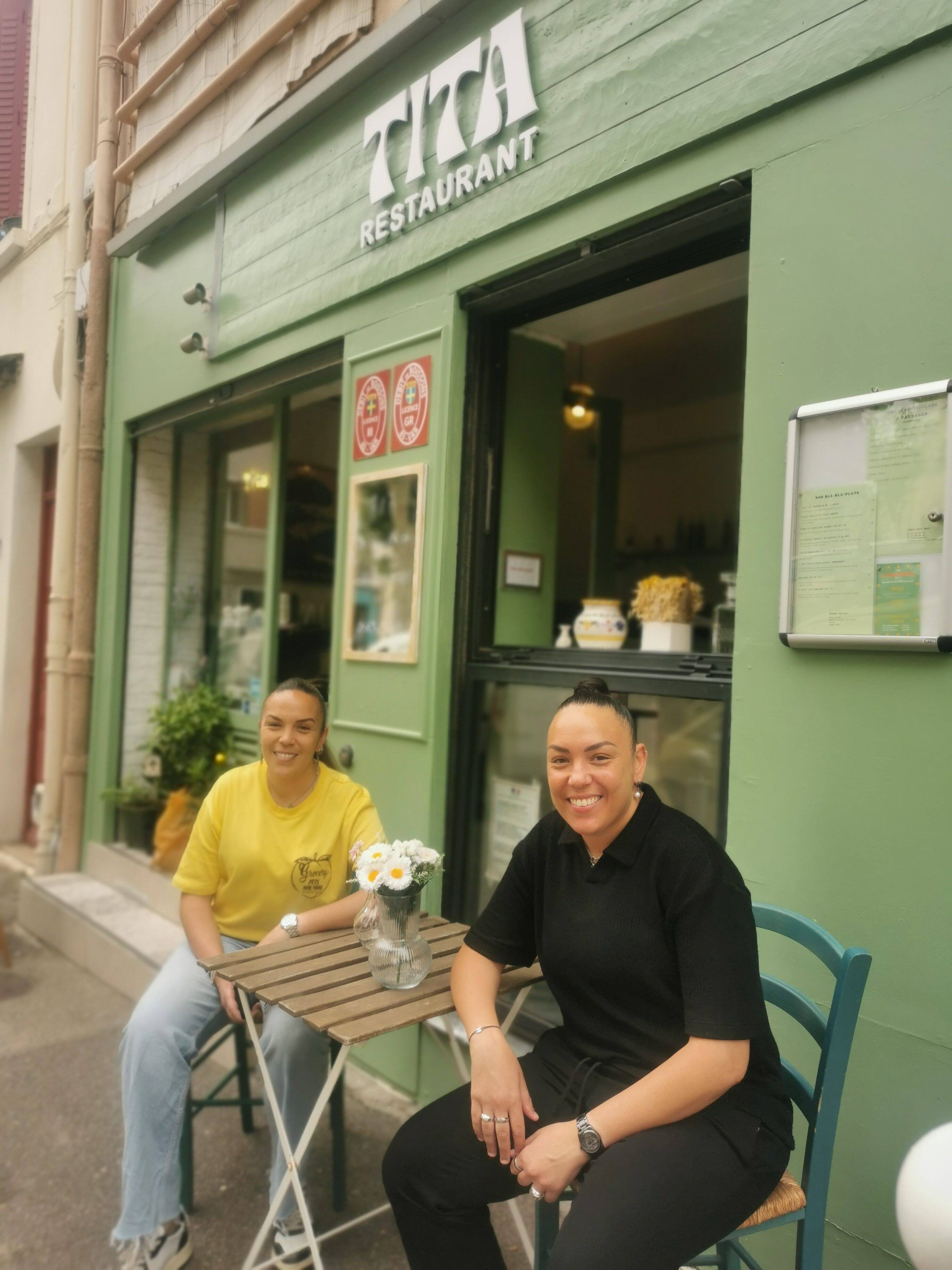 Au Mourillon, le brunch voit double avec les jumelles Nachti