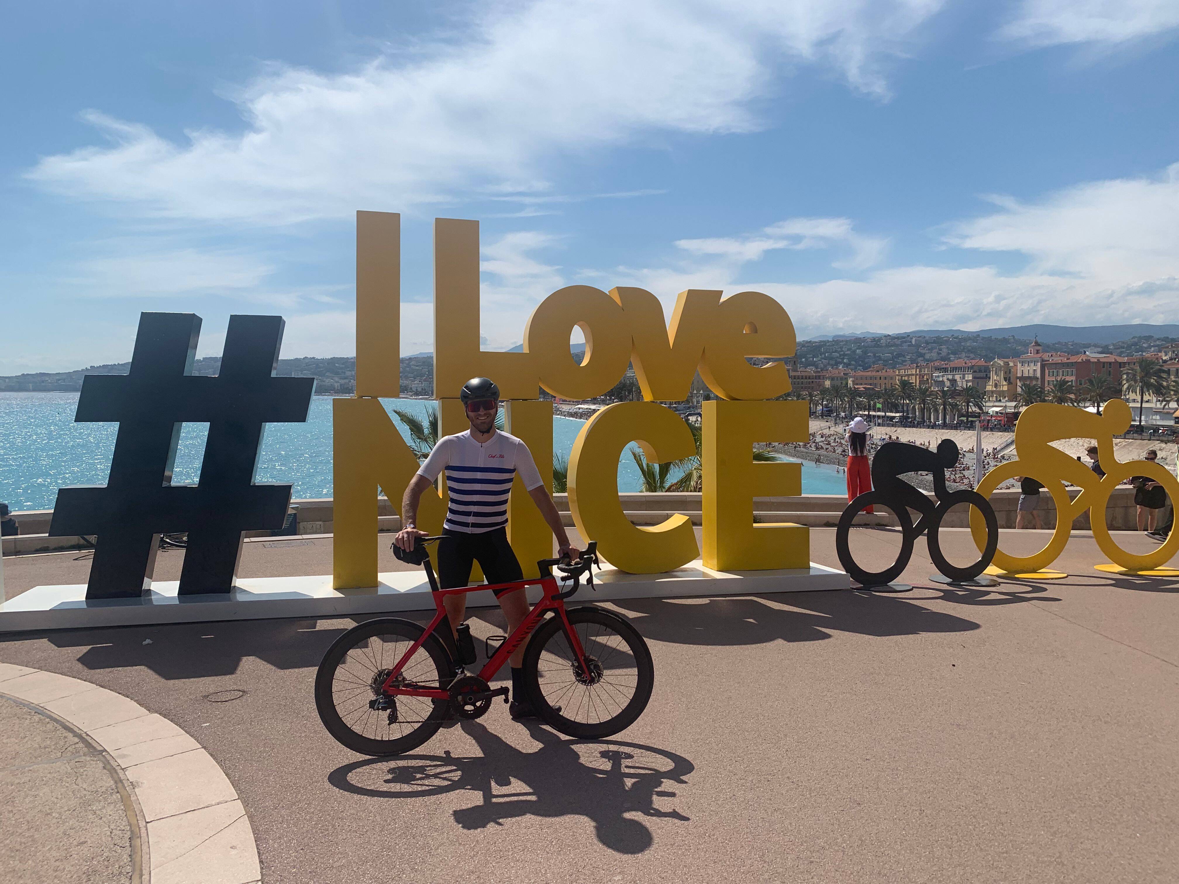 "Pour les cyclistes fans du Tour, c'est un incontournable": dans le haut pays niçois, ce cycliste se prépare à disputer l'Étape du Tour de France réservée aux amateurs