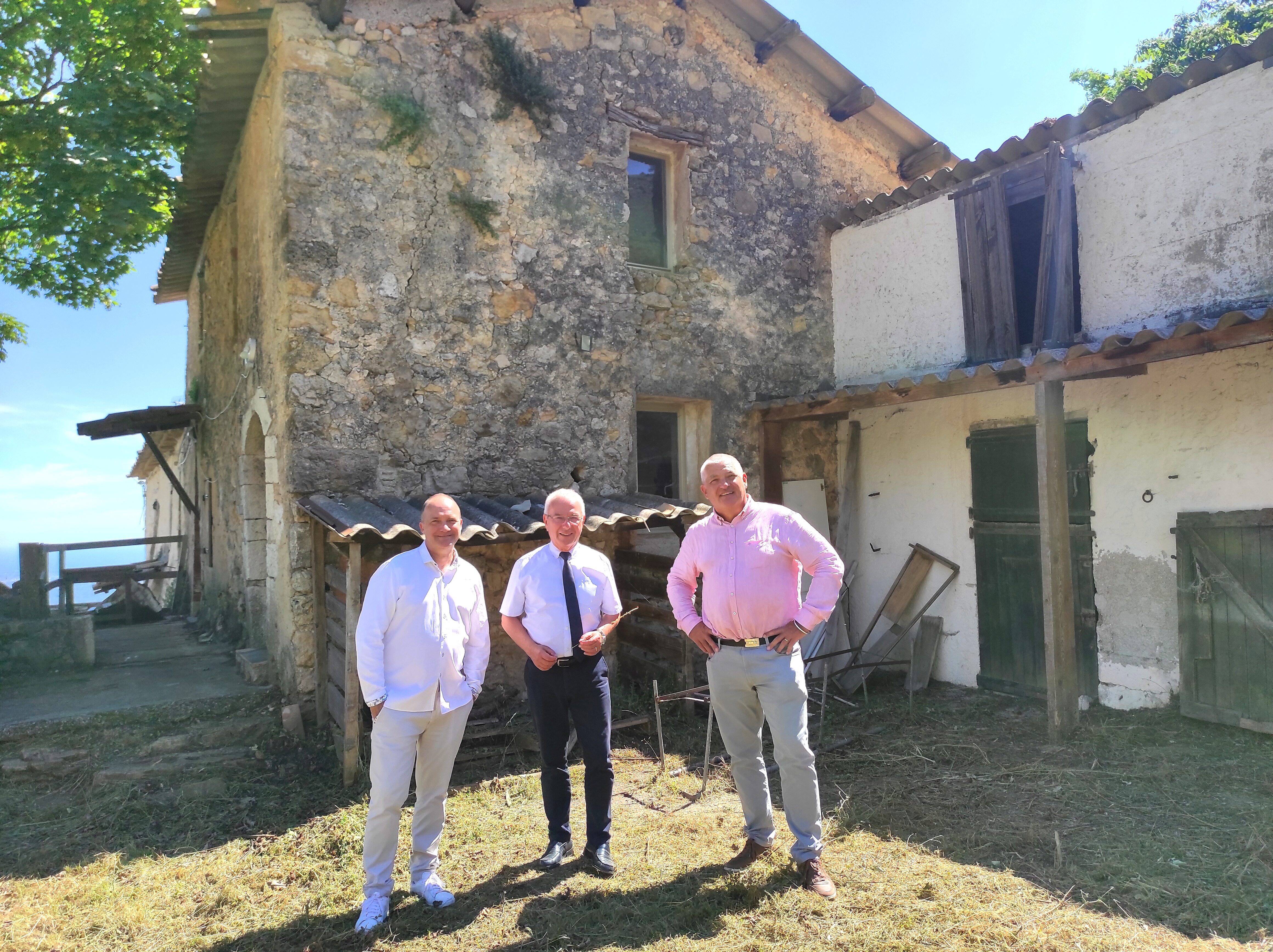 Pour favoriser l'agropastoralisme et la randonnée, la CASA achète une partie du domaine du Caire à Tourrettes-sur-Loup