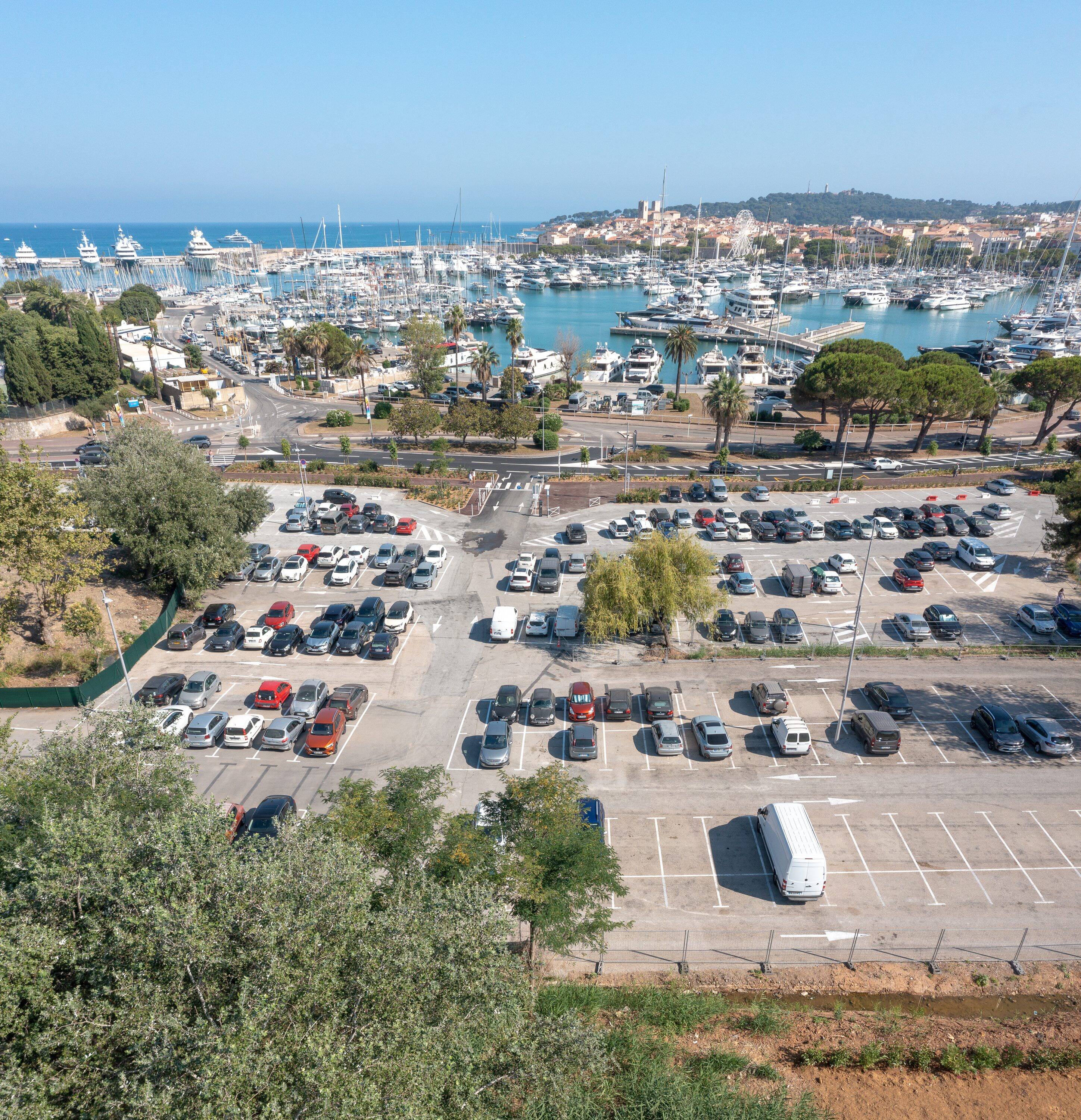 Quelle offre de stationnement souhaitez-vous à Antibes? Le maire Jean Leonetti va lancer une consultation publique à la rentrée