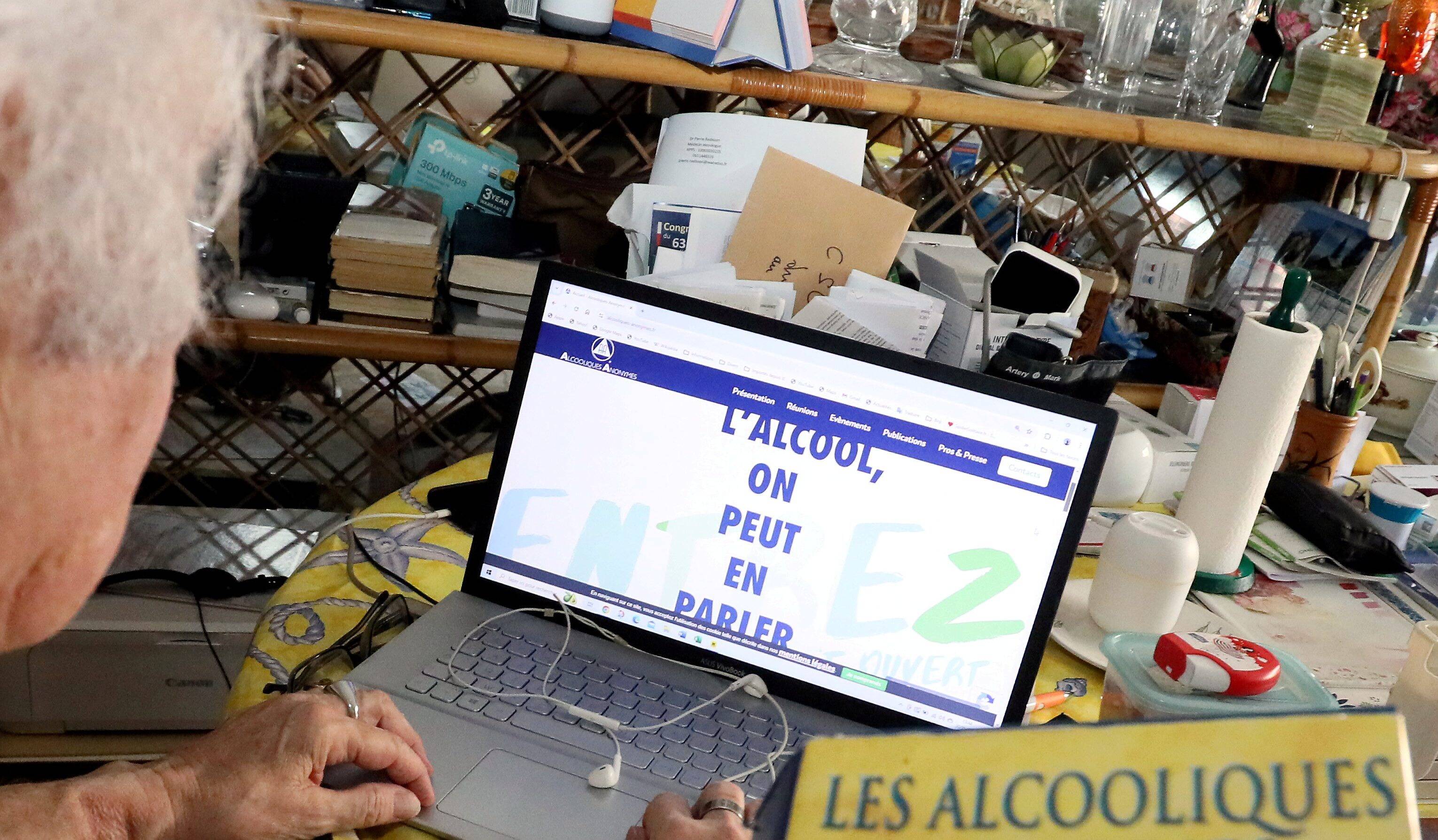 "C'est grâce à Al-Anon que je me suis rétabli": à Cannes, cette association vient en aide à l'entourage des personnes alcooliques