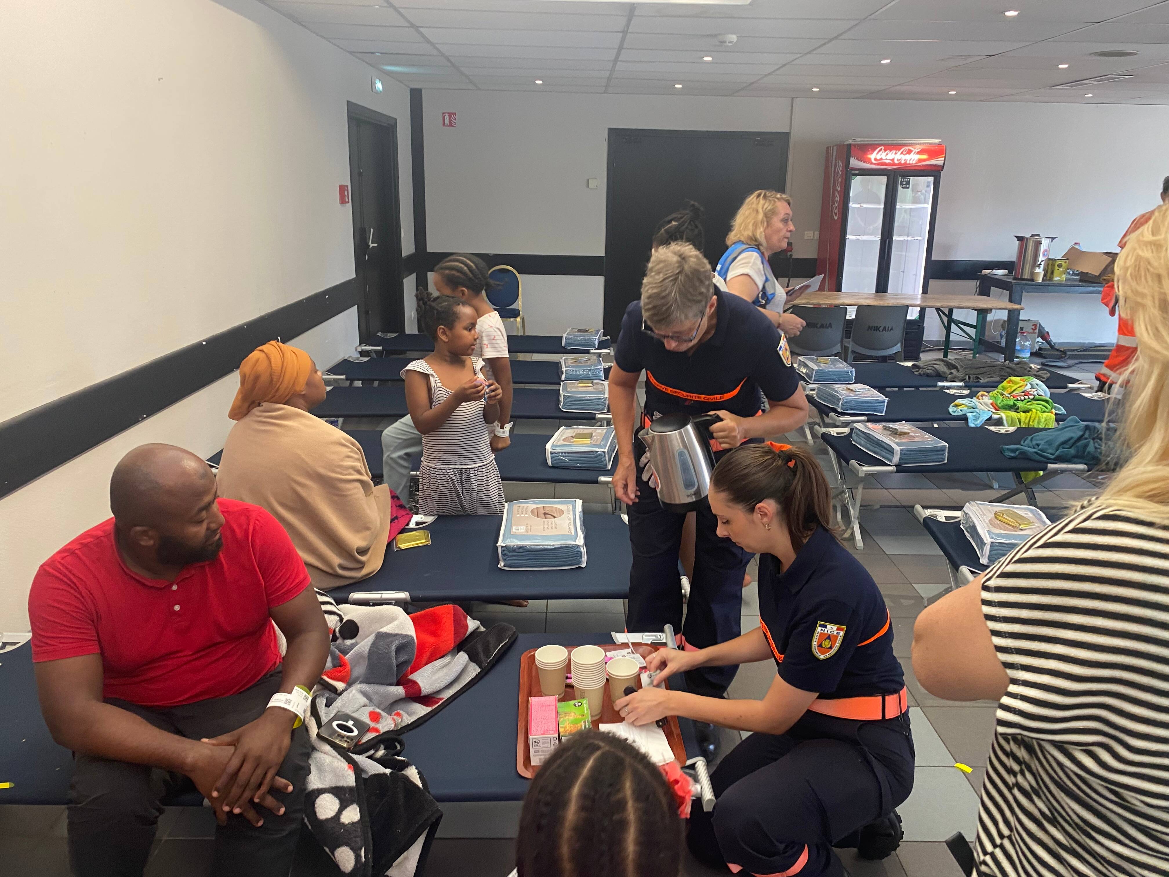 Incendie mortel dans le quartier des Moulins à Nice: une quinzaine de familles relogées... "tout le temps qu'il faudra"