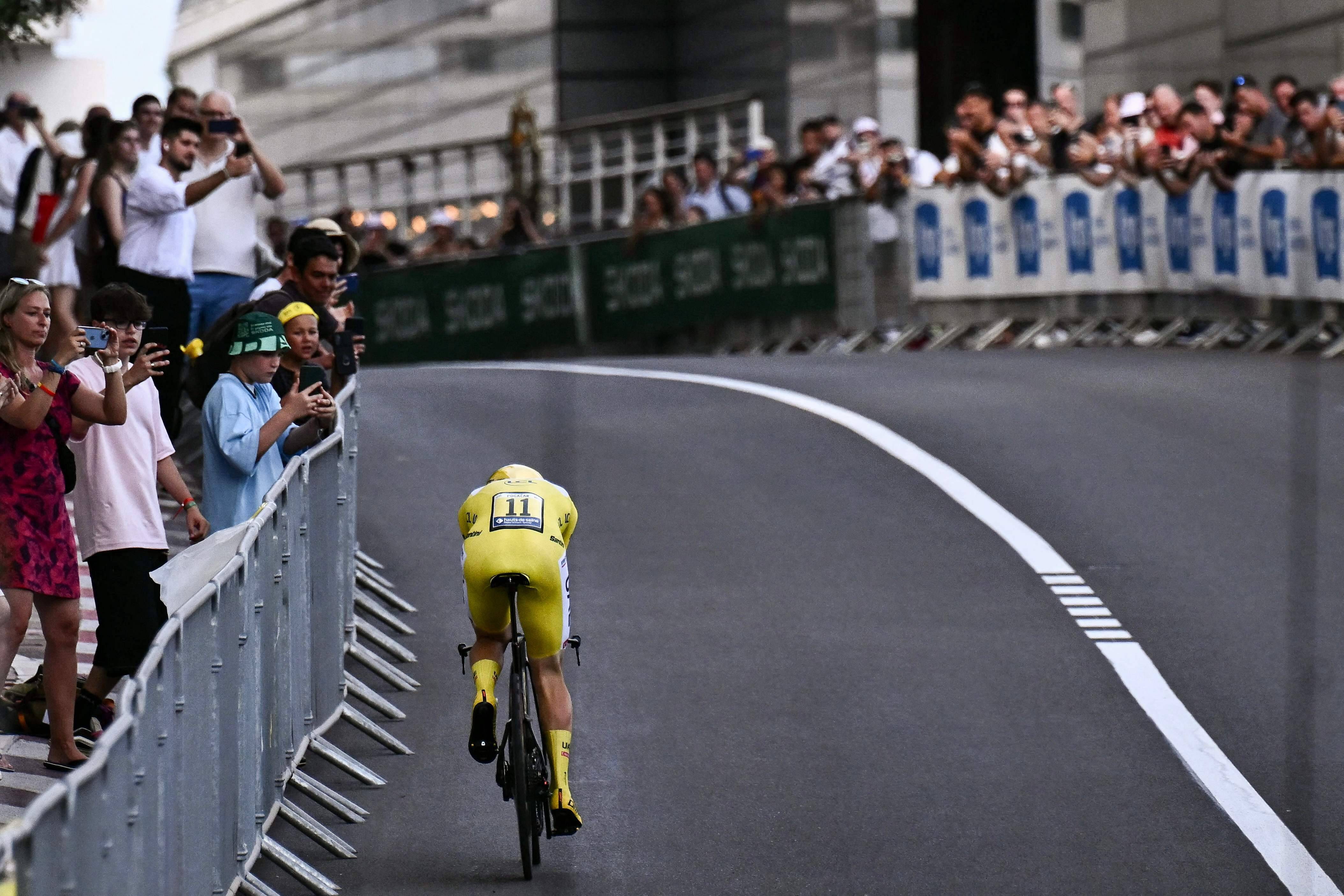 Tadej Pogacar remporte le contre-la-montre entre Monaco et Nice et son troisième Tour de France