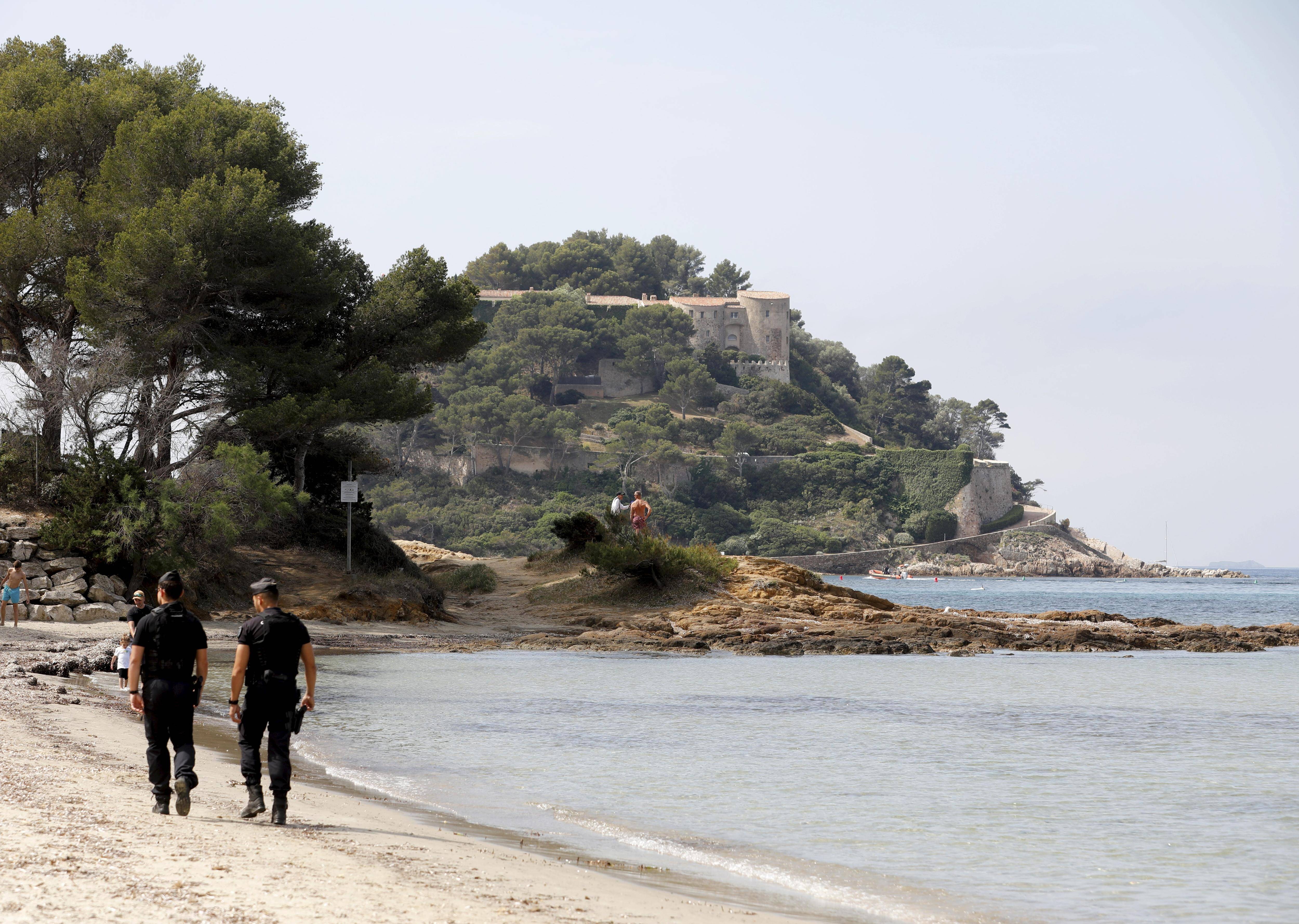 Pas de grandes vacances pour Emmanuel Macron au fort de Brégançon cet été