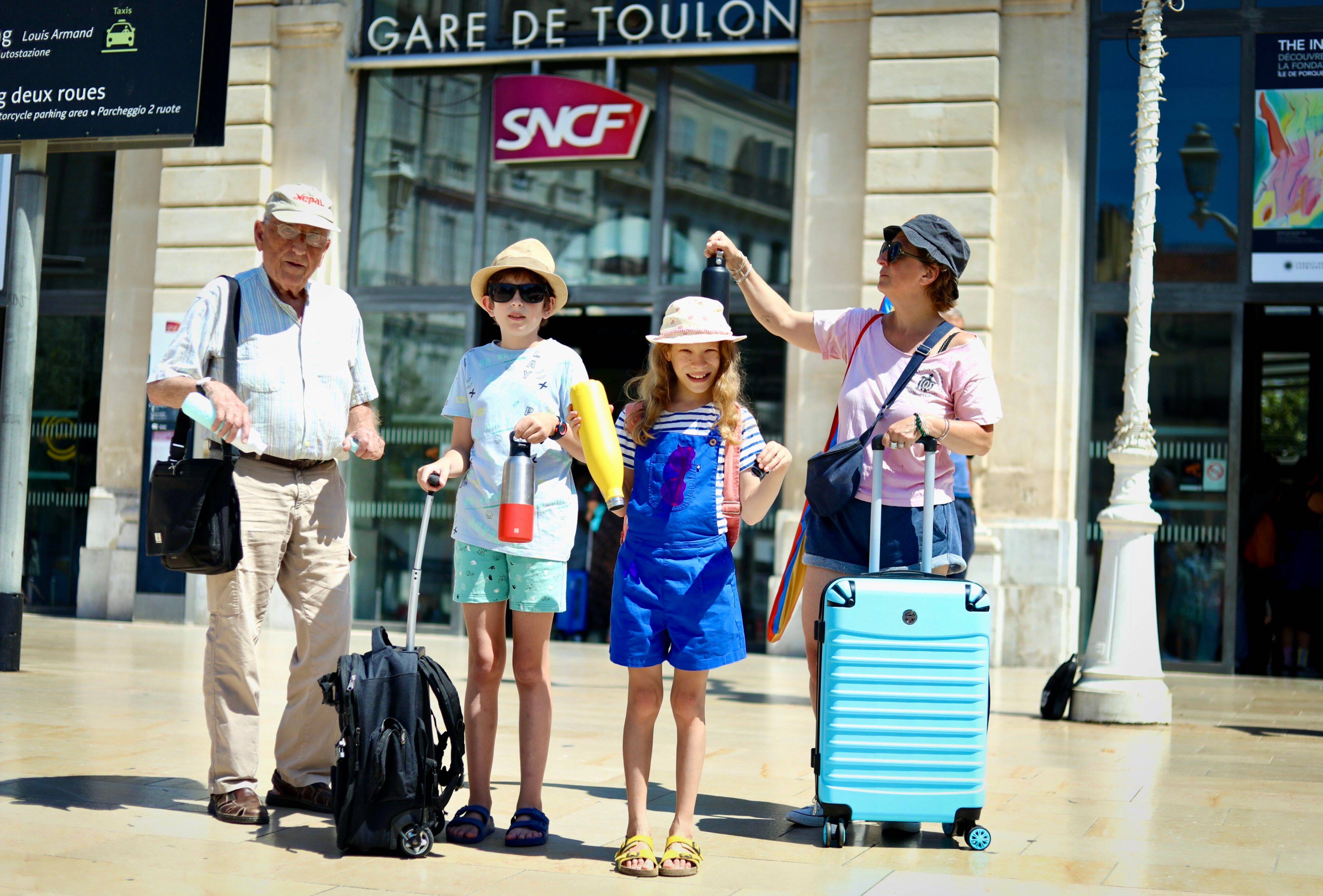 Points d'eau dans les lieux publics: pourquoi la gare de Toulon est à sec?