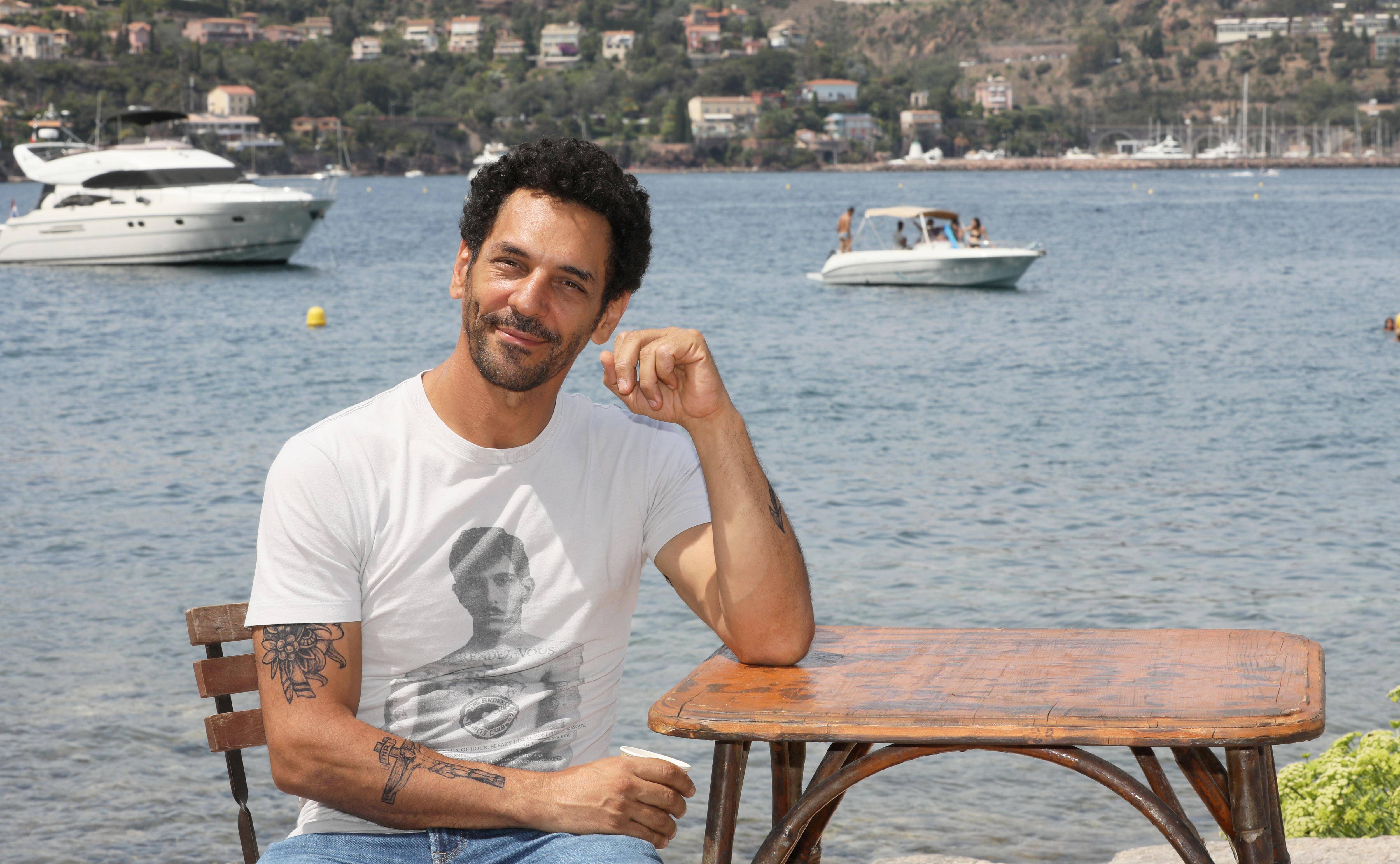 A l'affiche de "Largo Winch: Le Prix de l'argent", Tomer Sisley revient sur ses souvenirs sur la Côte d'Azur