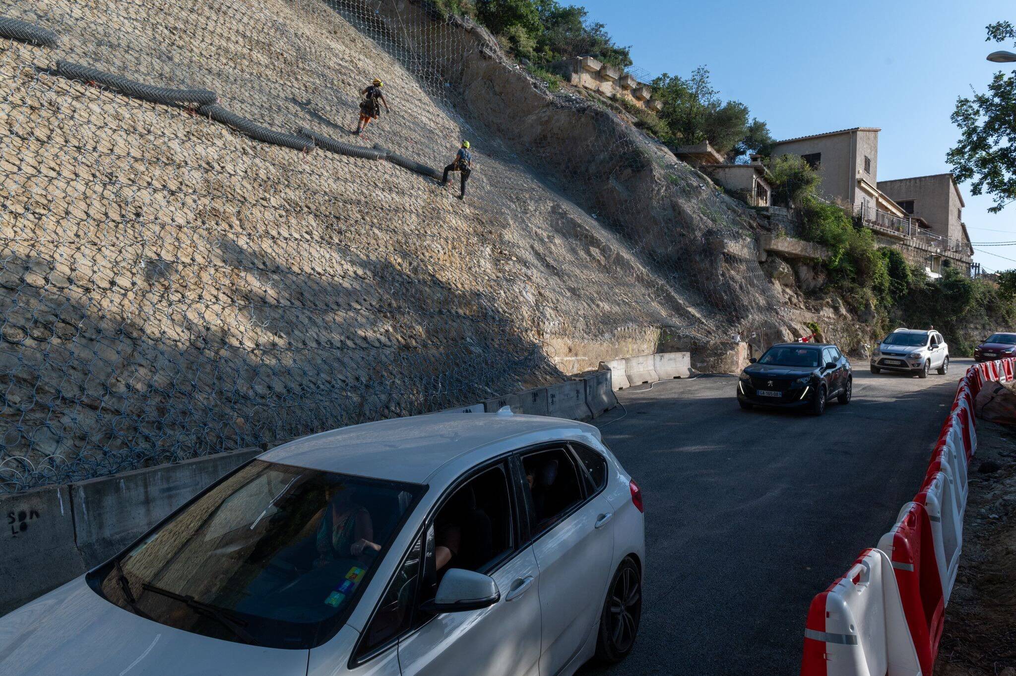 "Un point final à cet incident qui a tant impacté les habitants de Coaraze": après quatre mois, la route est rouverte