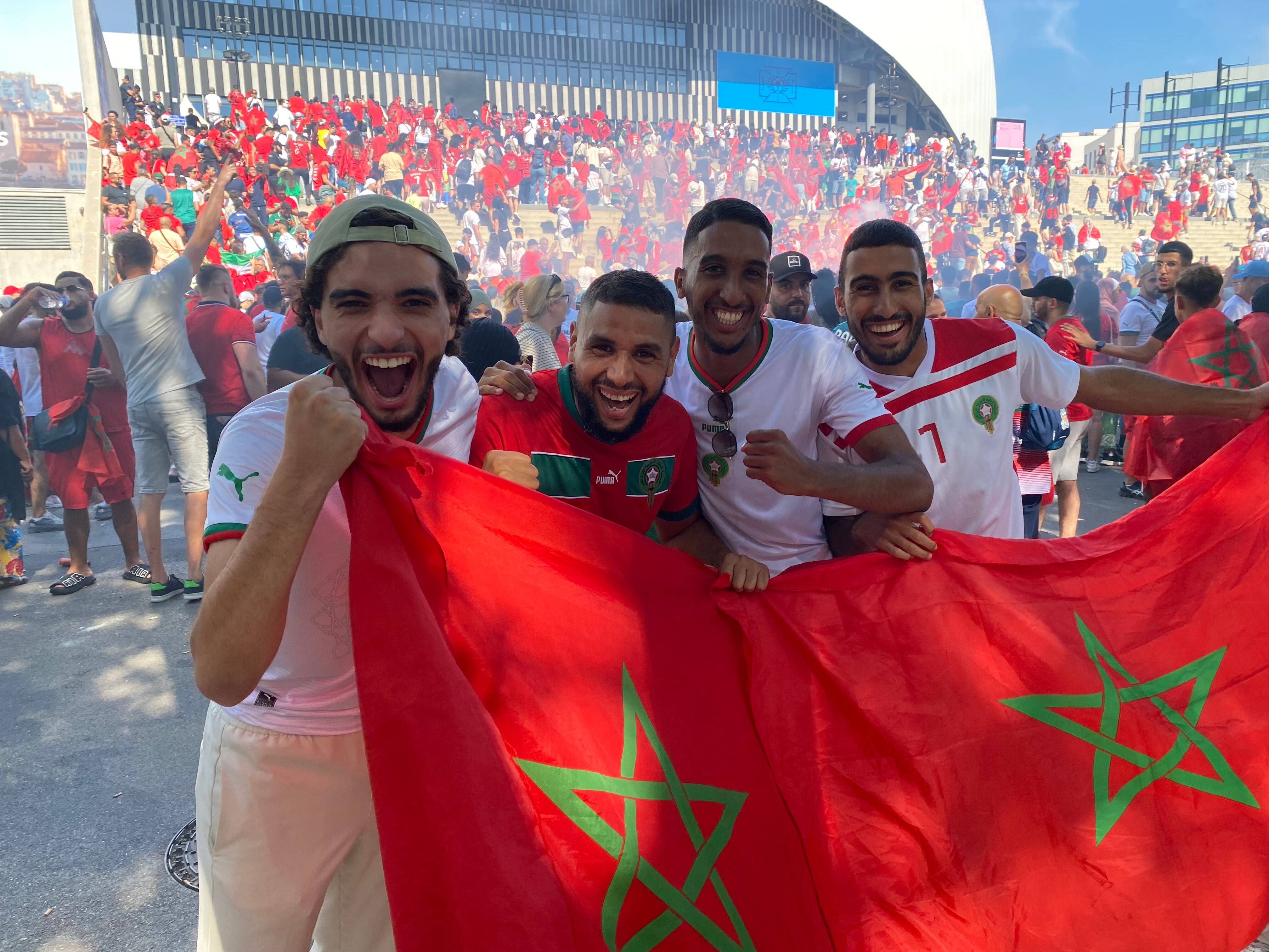 L'ambiance monte d'un cran à Marseille avant la demi-finale de foot Maroc - Espagne aux Jeux olympiques