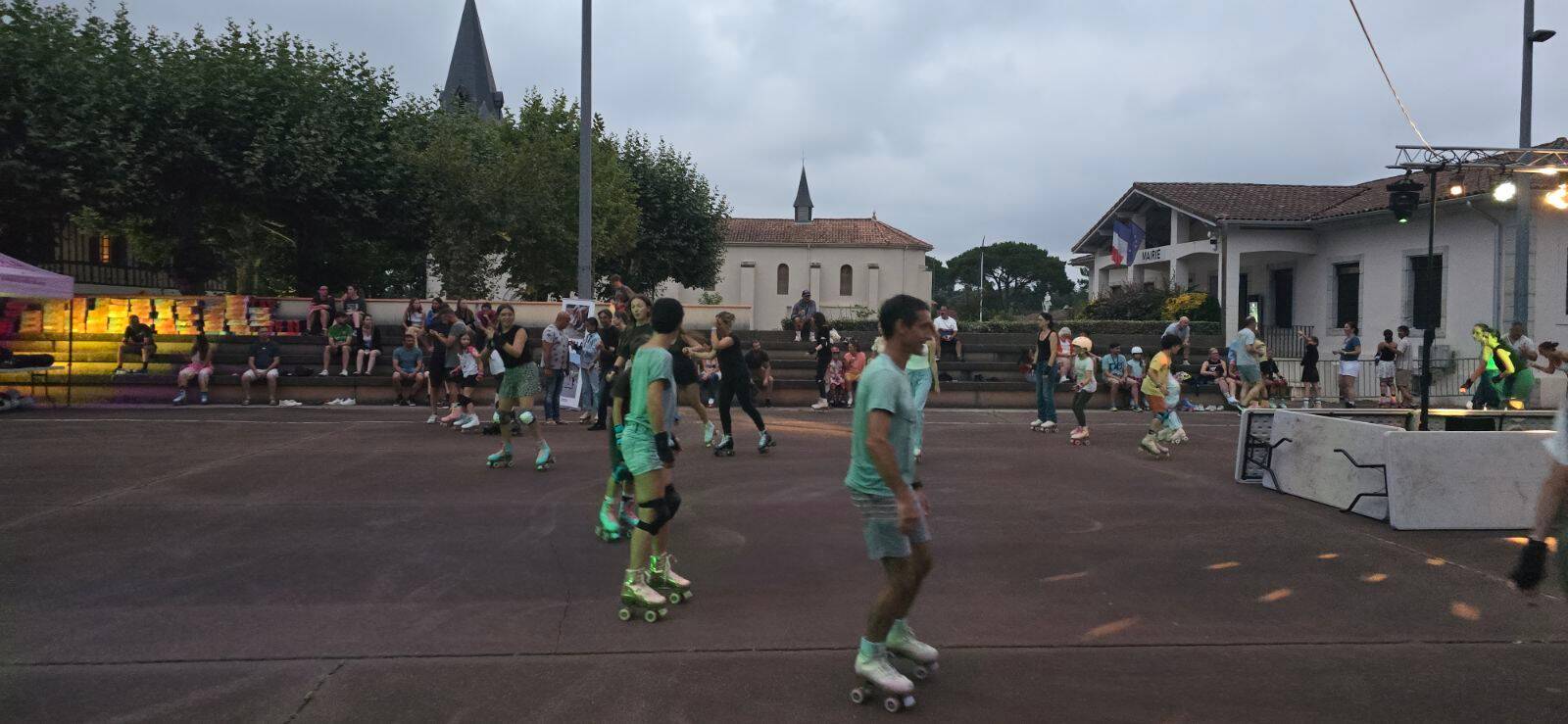 À Auron, une soirée roller disco pour danser sur des patins à roulettes ce vendredi