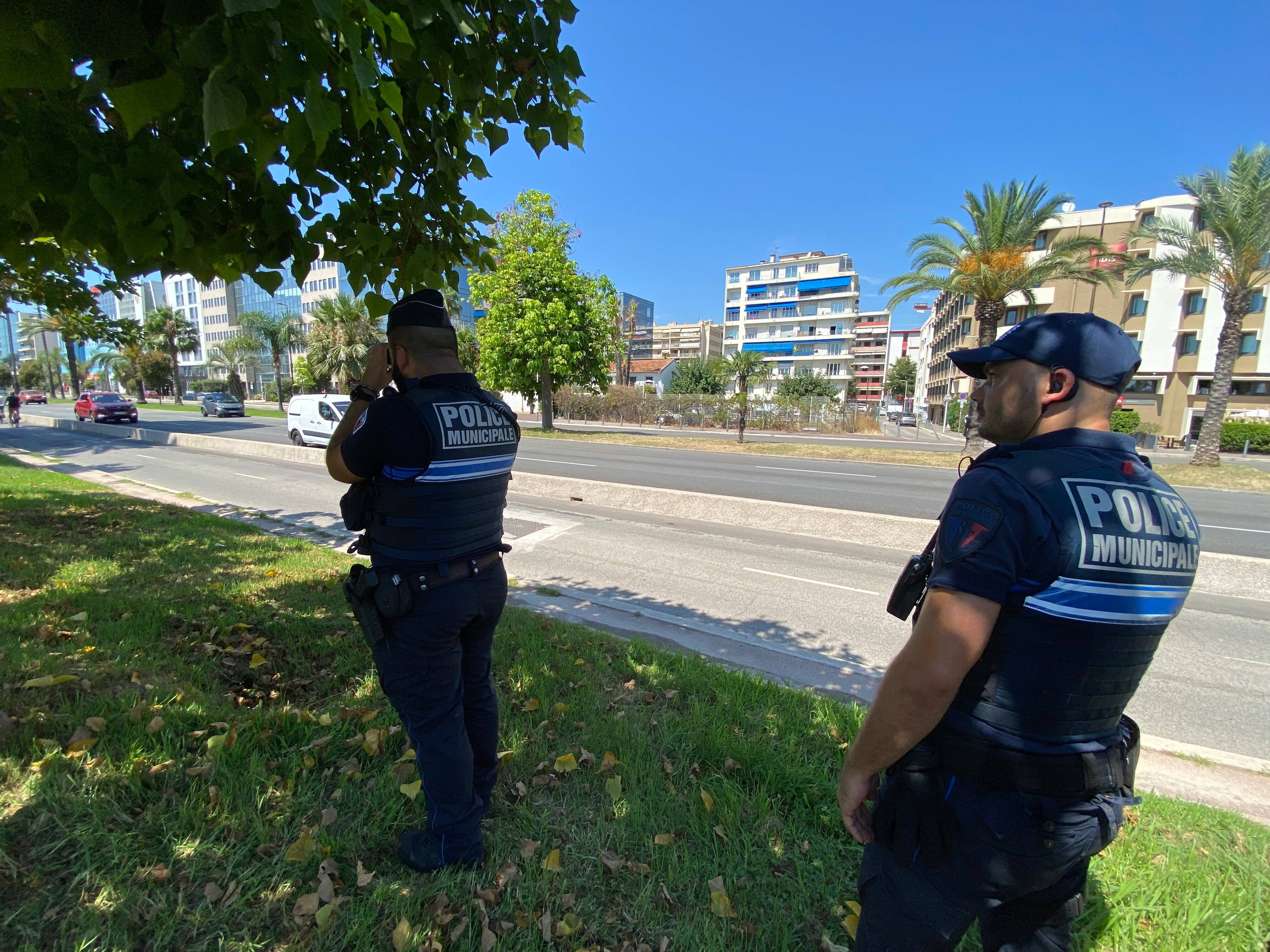 Alors que la mairie veut "présenter un plan pour renforcer la sécurité routière" sur la Prom' à la rentrée, un contrôle de police a eu lieu ce vendredi