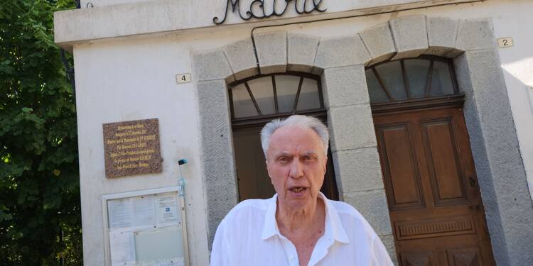 Le village ne meurt pas. Il vit une vie tranquille: rencontre avec Jean-Pierre Audibert, maire de Villeneuve-d’Entraunes depuis 1996