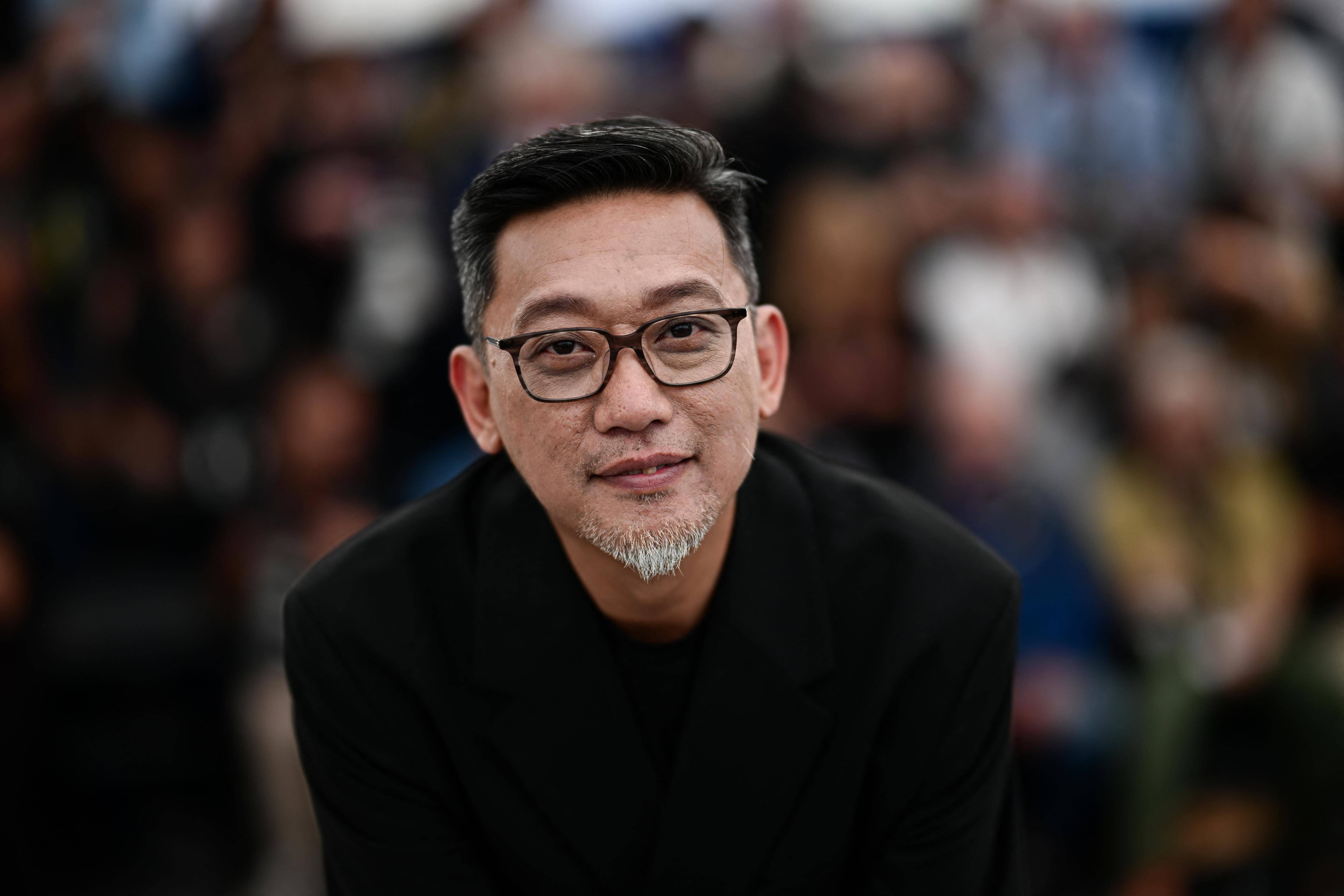 "Prouver à la nouvelle génération que ce type de film peut être fun": le réalisateur hongkongais Soi Cheang évoque "City of Darkness", en salles ce mercredi