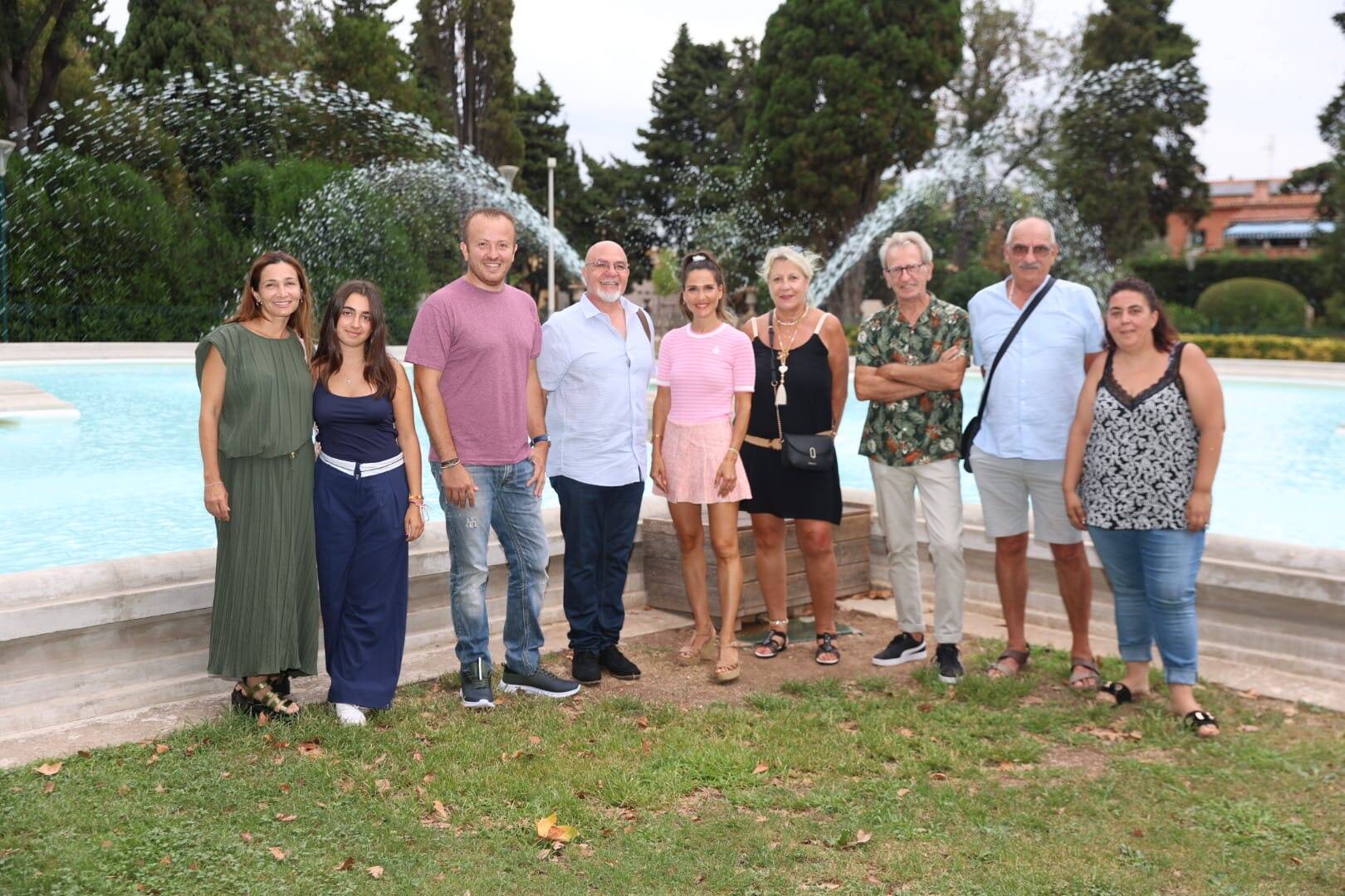 "J'adorerais avoir la chance de jouer un rôle joyeux, à la "Emily in Paris"!": Joyce Jonathan s'est confiée à nos lecteurs au Pradet