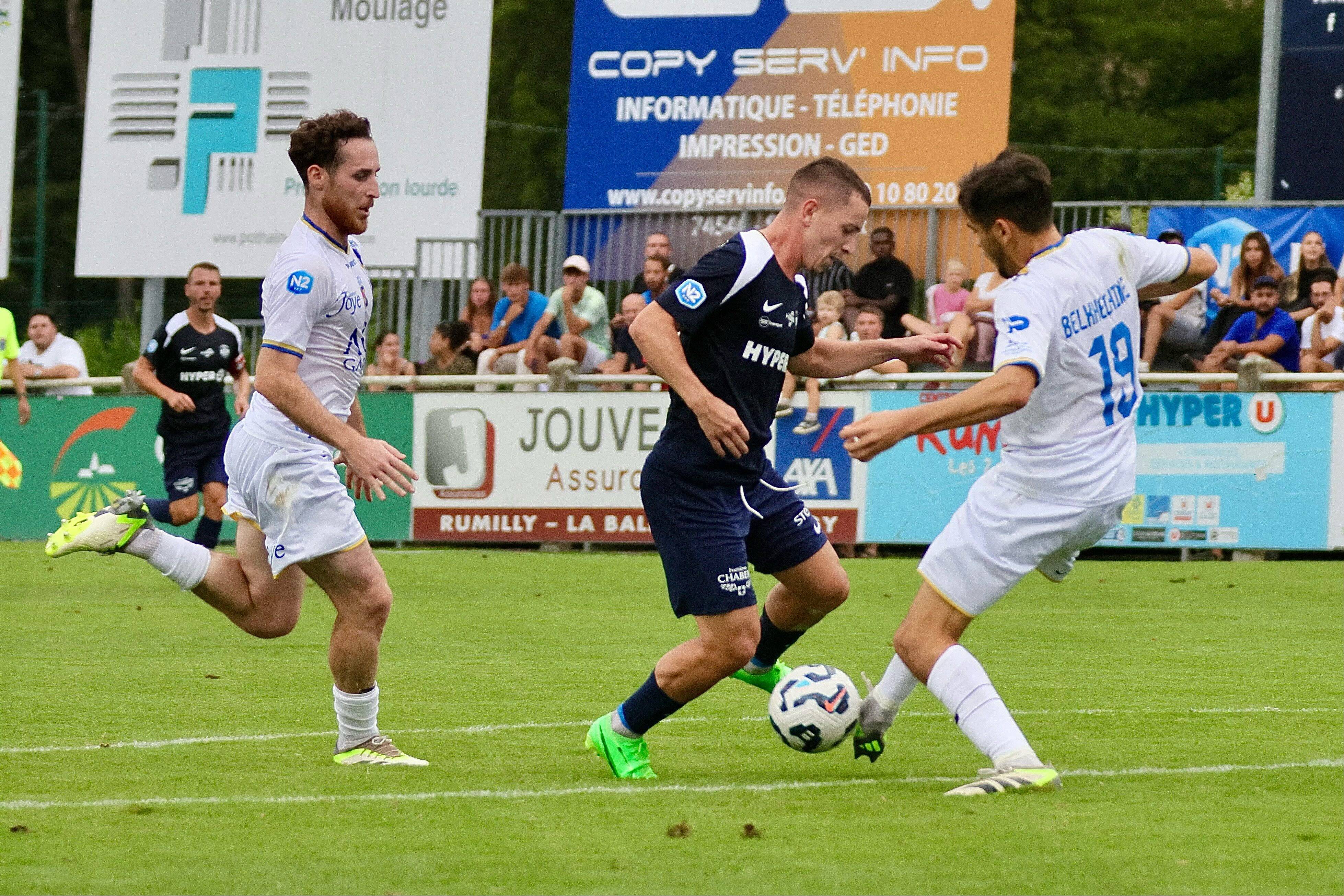 Coups de tête, coups parfaits et coup de bambou... Ce qu'il faut retenir de la 1re journée de National 2