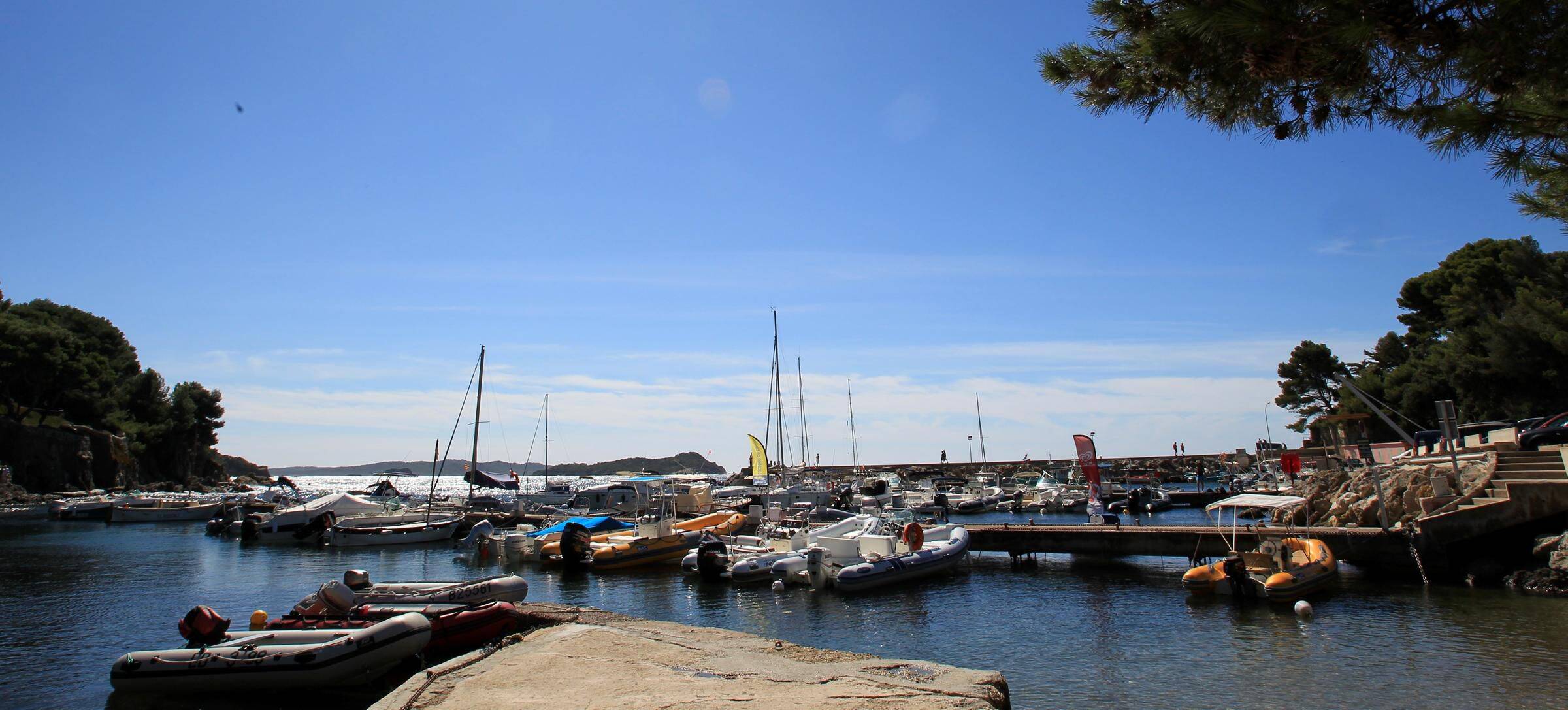 Effondrement, falaises dangereuses, propriétés privées... Comment éviter les obstacles sur le sentier du littoral entre Six-Fours et Hyères
